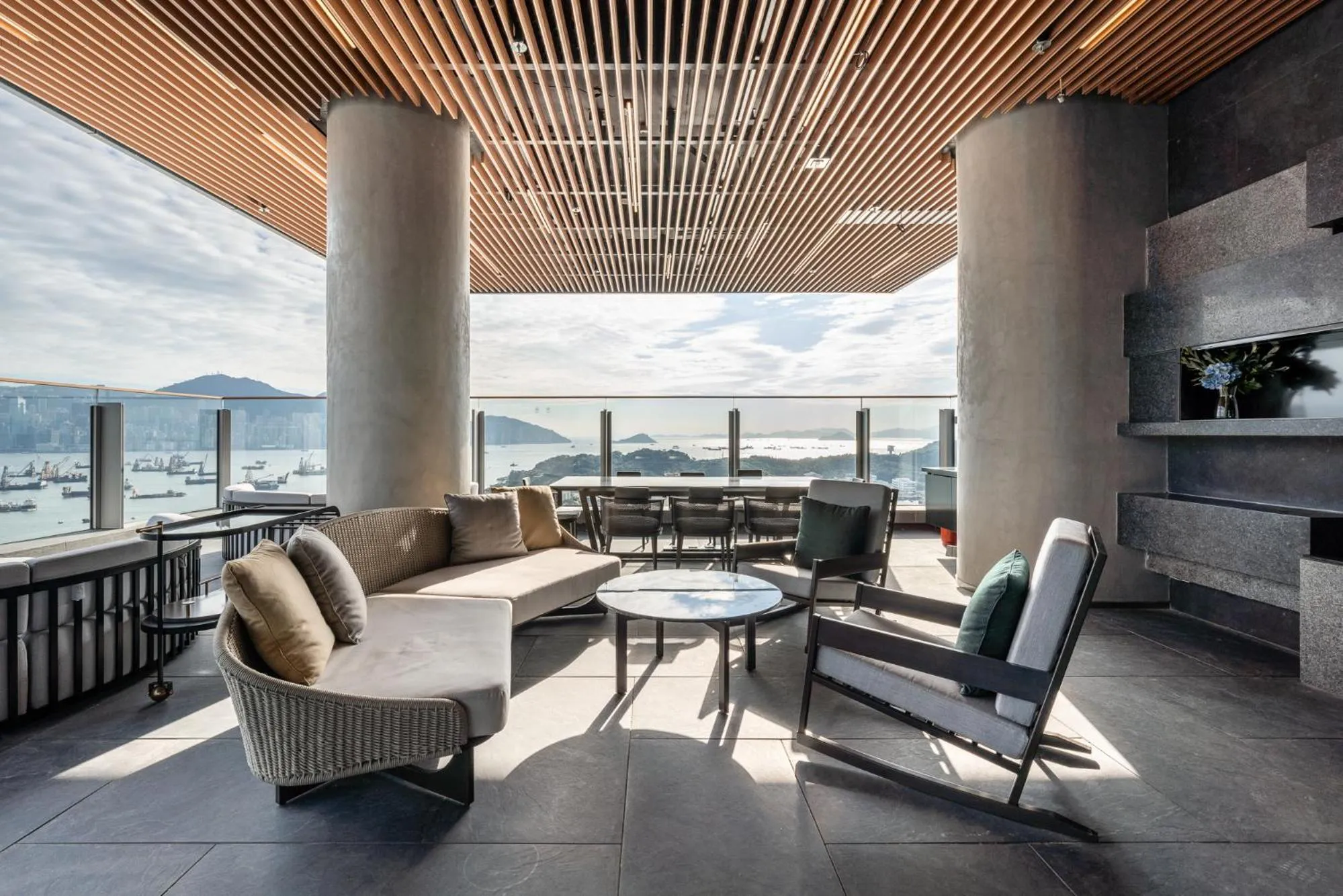 Lounge or bar in TOWNPLACE WEST KOWLOON