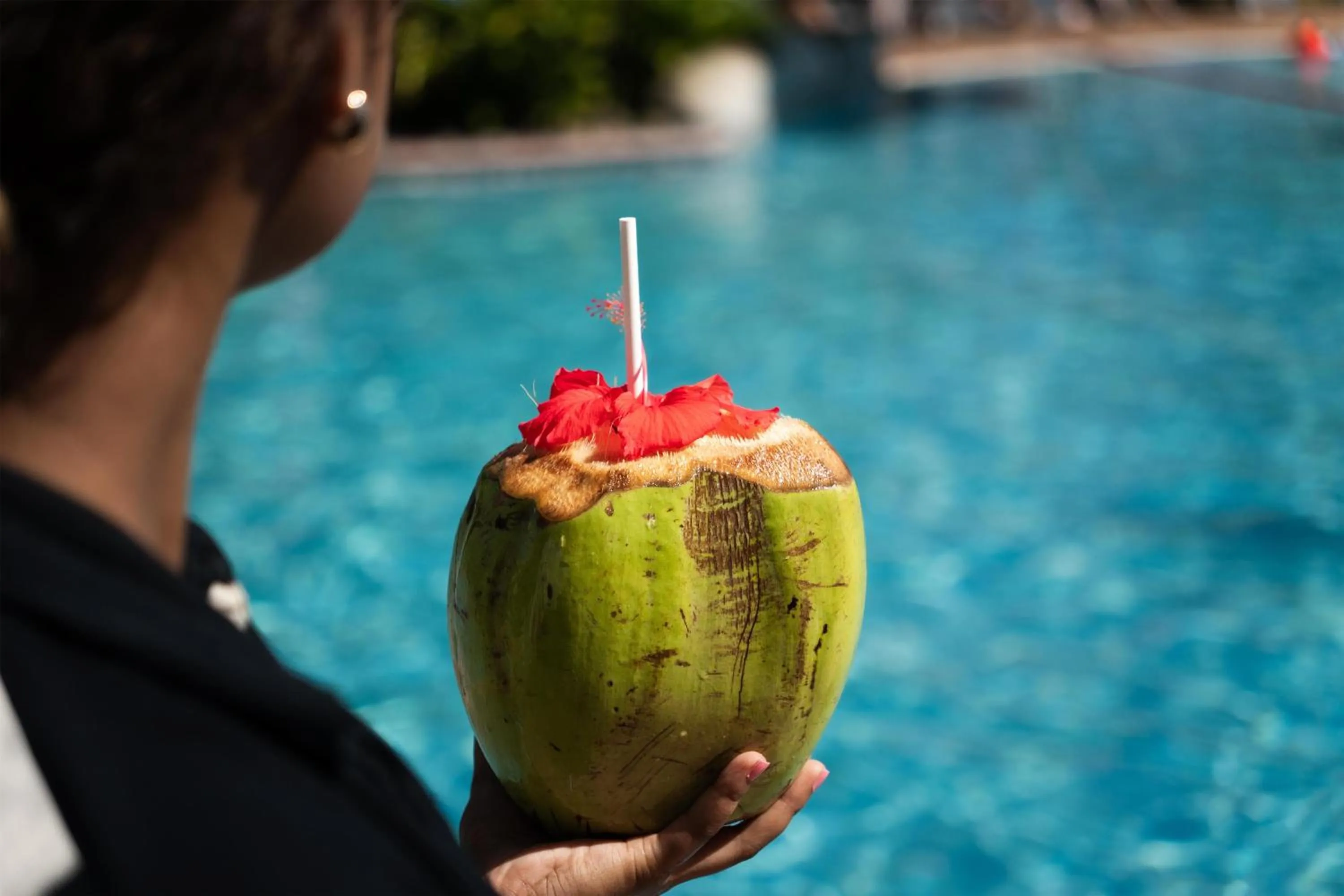Food and drinks in Outrigger Fiji Beach Resort