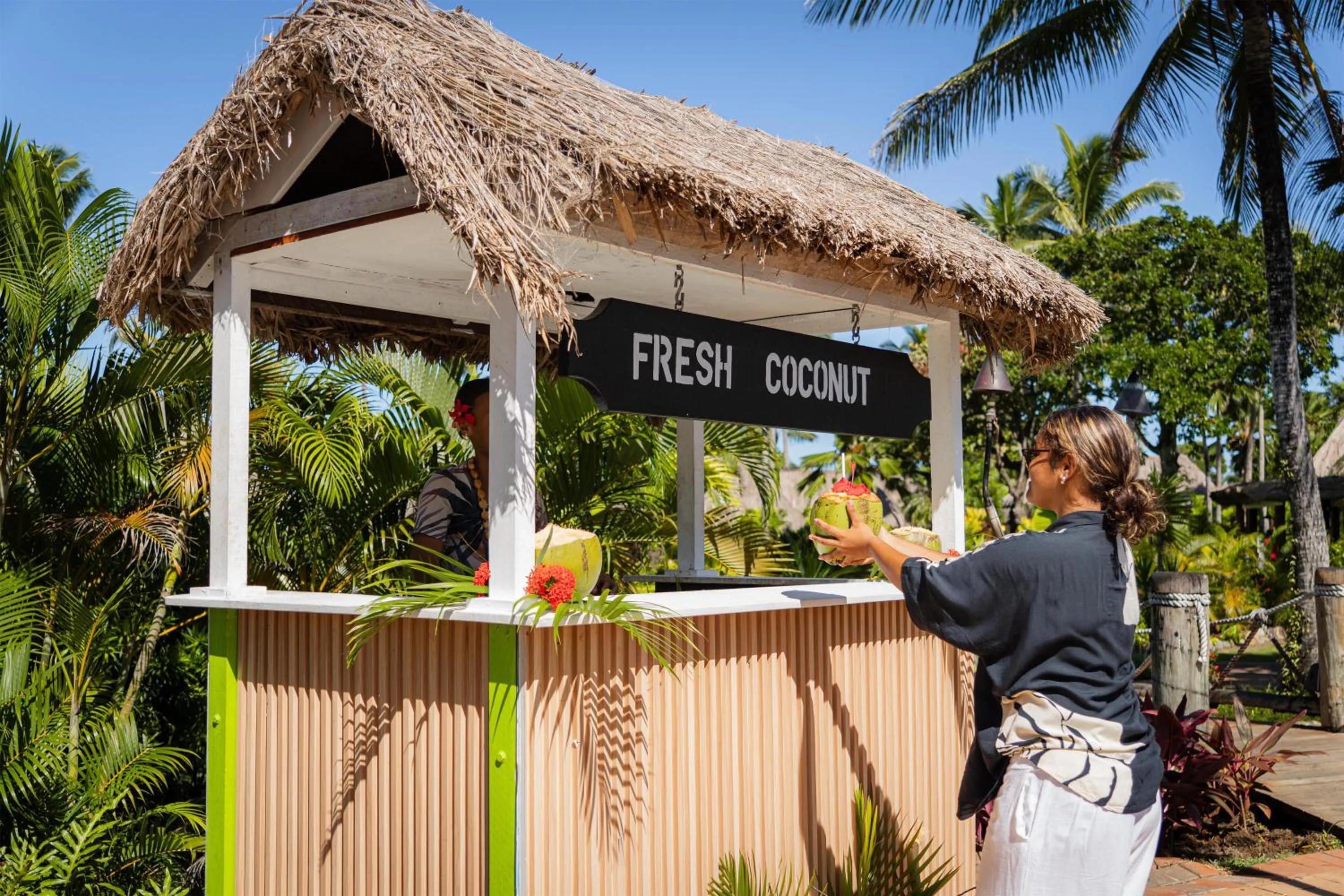 Food and drinks in Outrigger Fiji Beach Resort