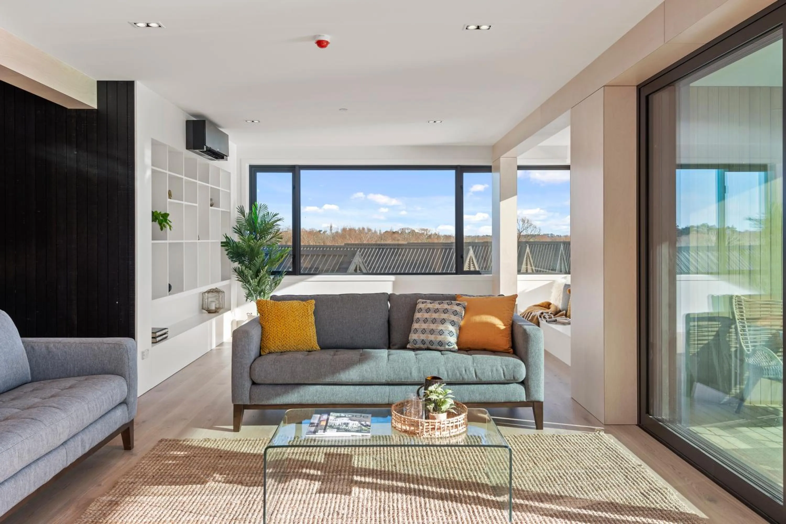 TV and multimedia in Clearwater Quays Apartments