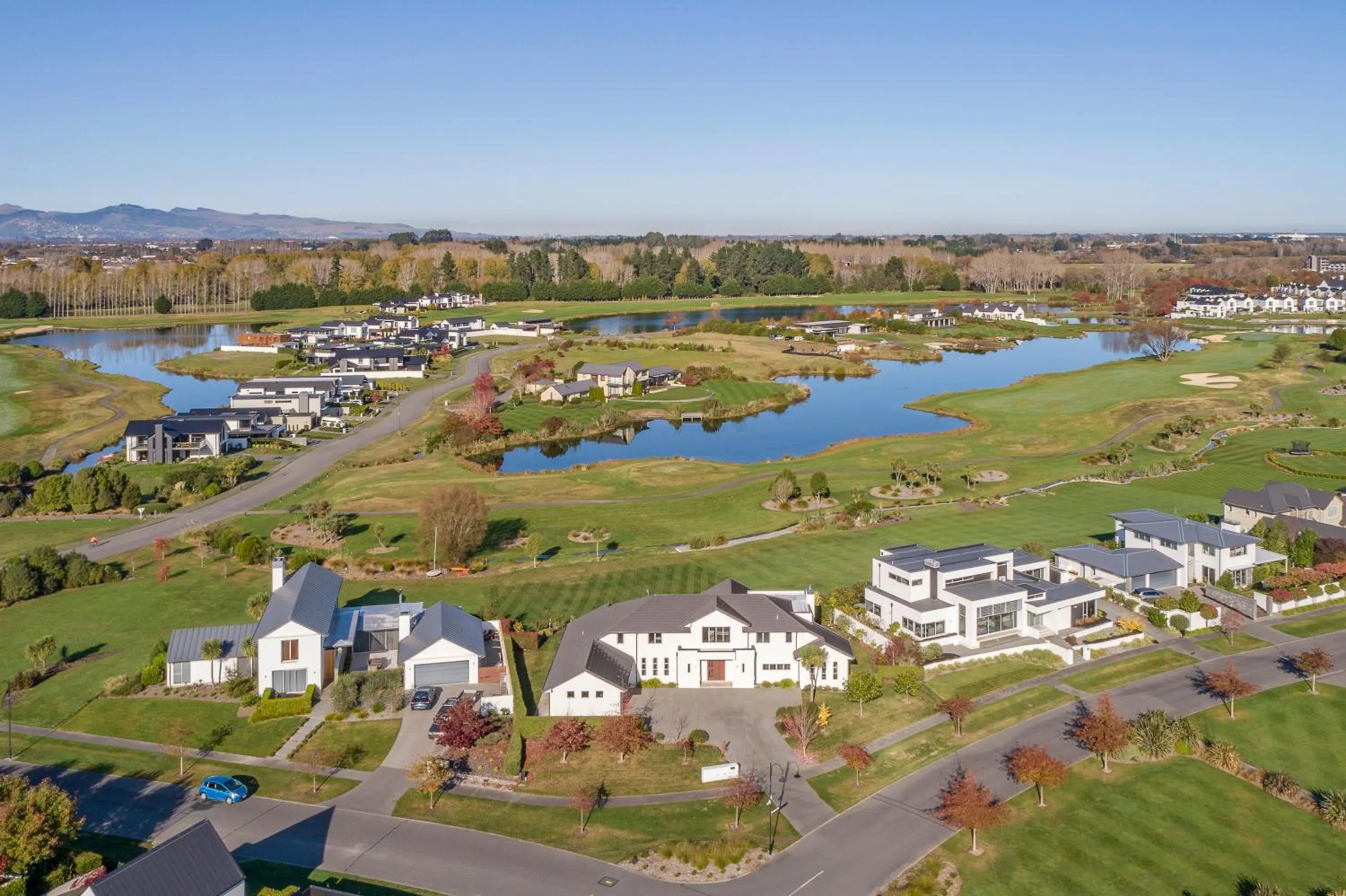 Golfcourse in Clearwater Quays Apartments