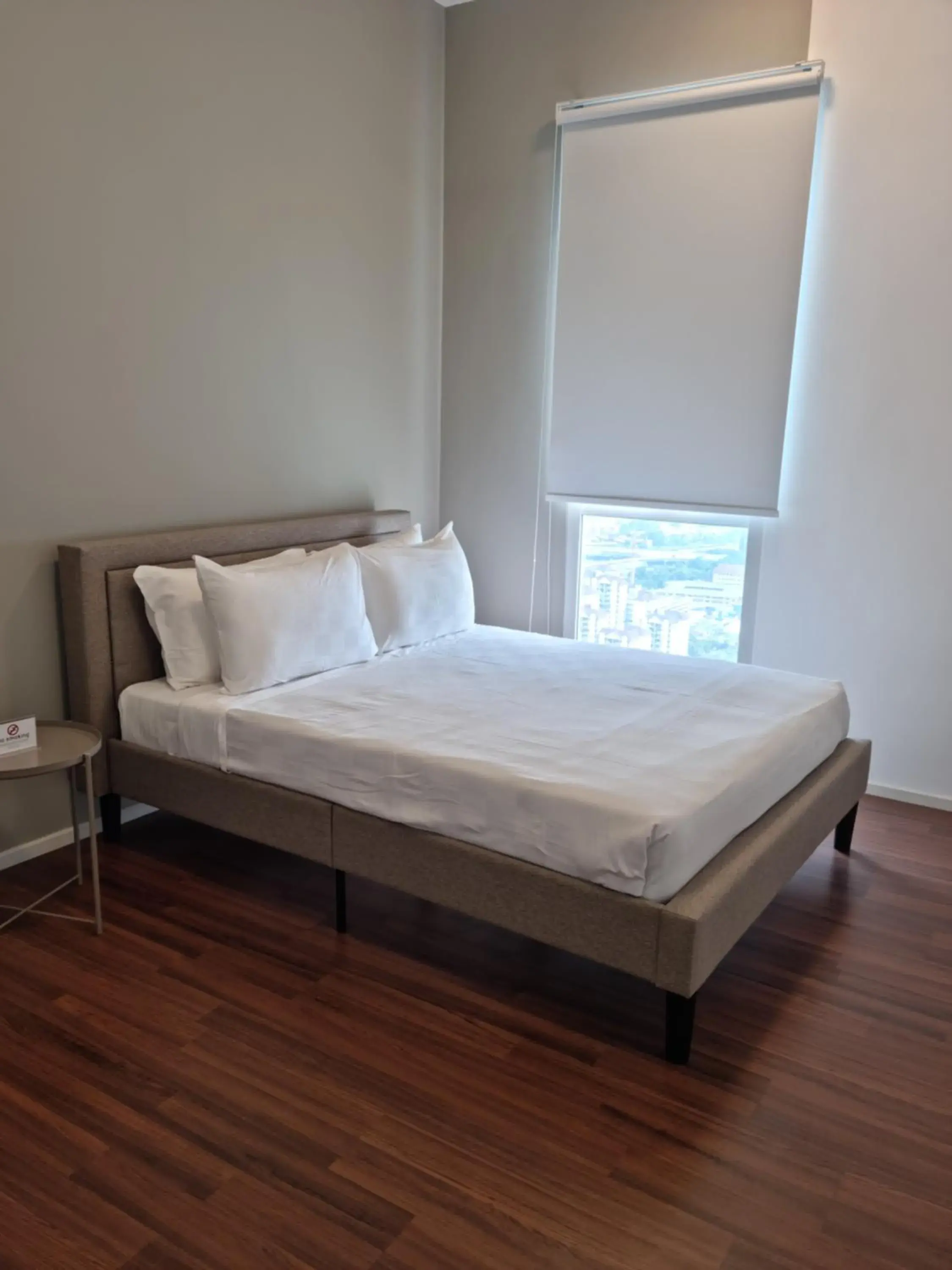 Bedroom, Bed in Una Residence by Maya Bedroom, Bed in Una Residence by Maya