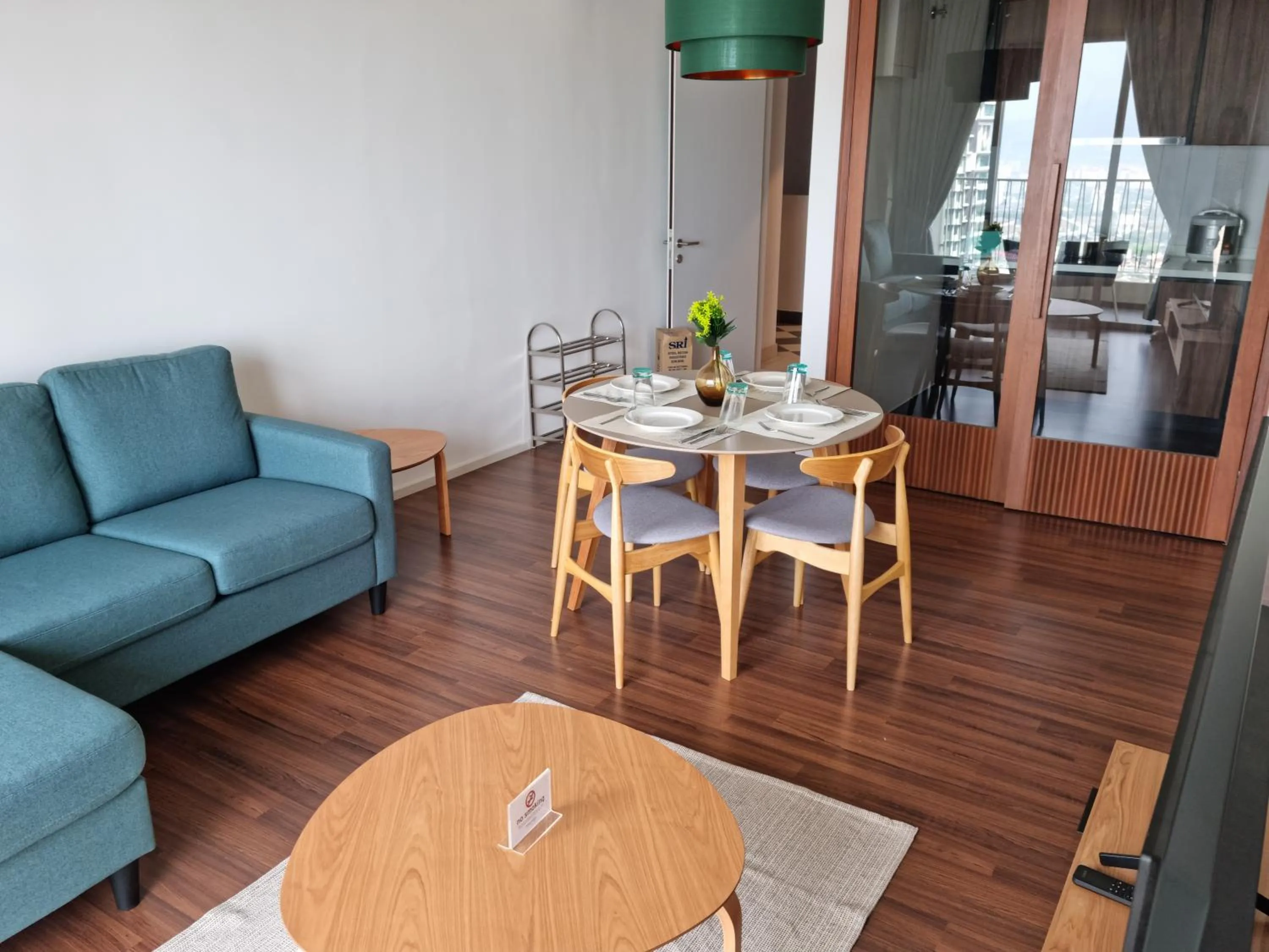 Living room in Una Residence by Maya