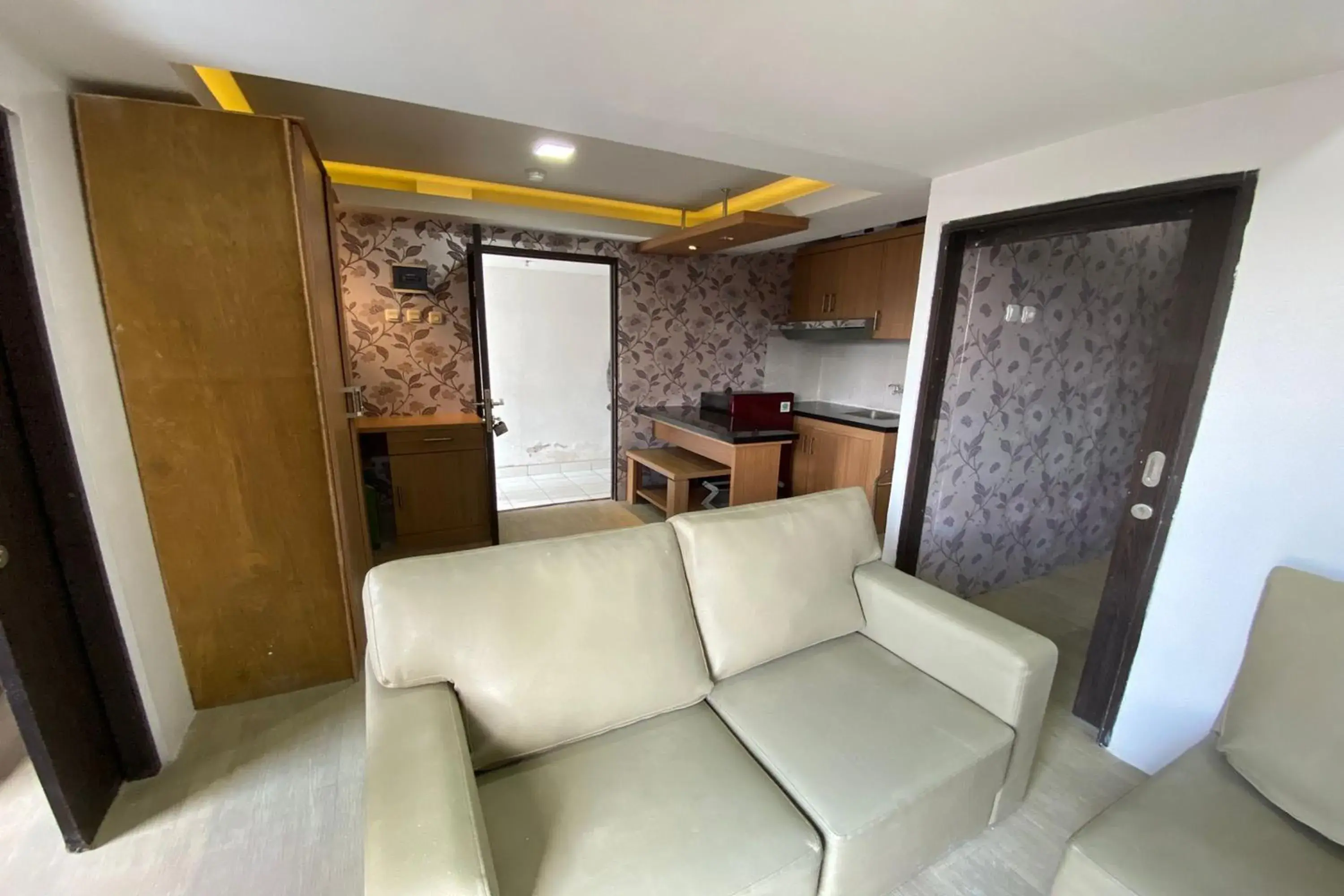 Living room in Cozy Room @ Hallo Tidur by Tio Living room in Cozy Room @ Hallo Tidur by Tio