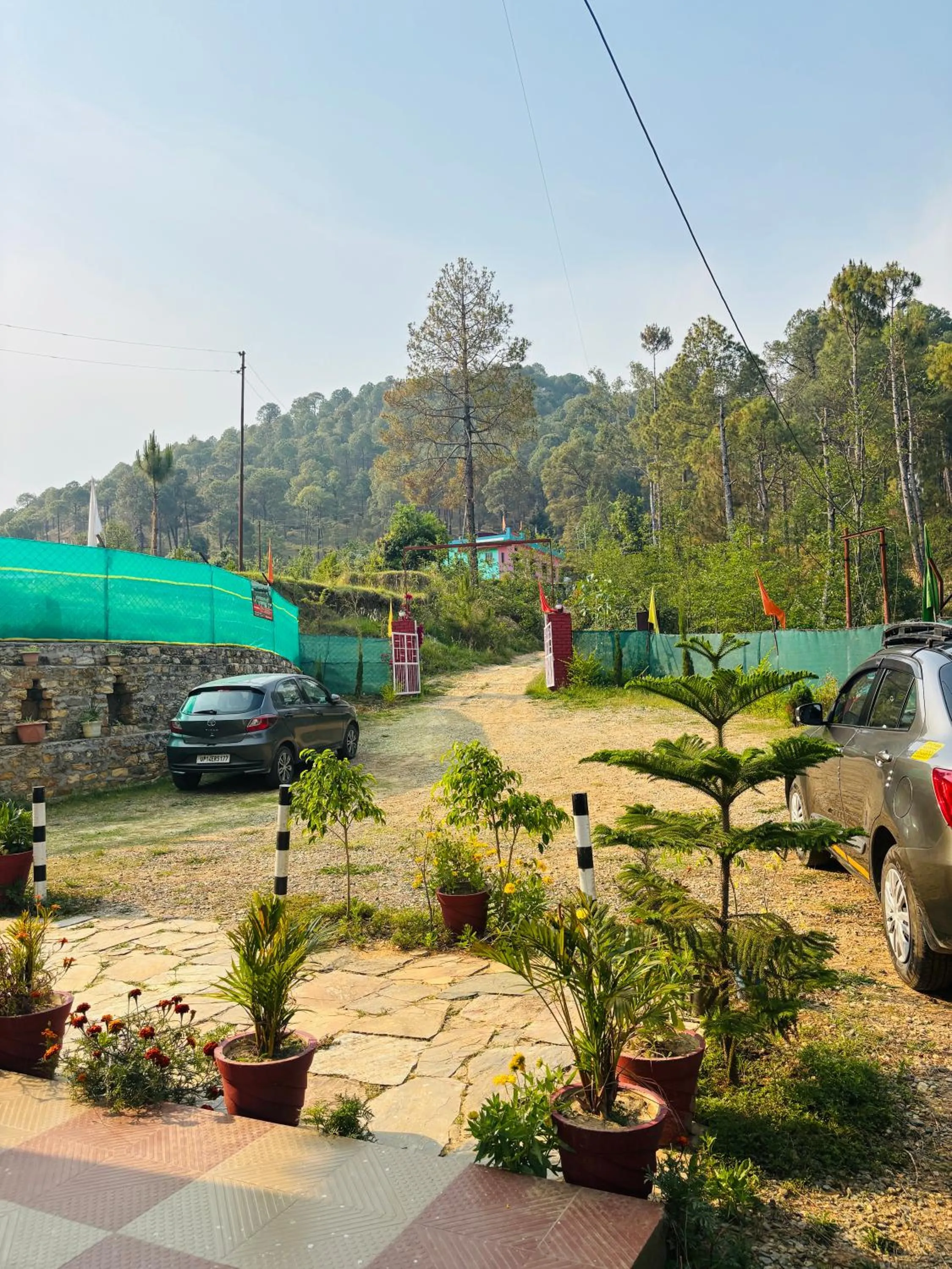 Lap Of Himalayas Resort