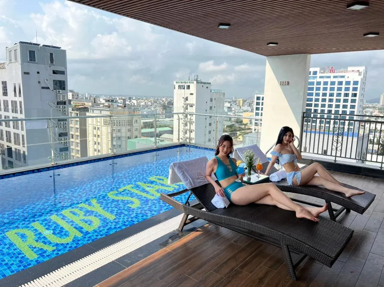 Swimming pool in Ruby Star Da Nang - Central My Khe Beach Swimming pool in Ruby Star Da Nang - Central My Khe Beach