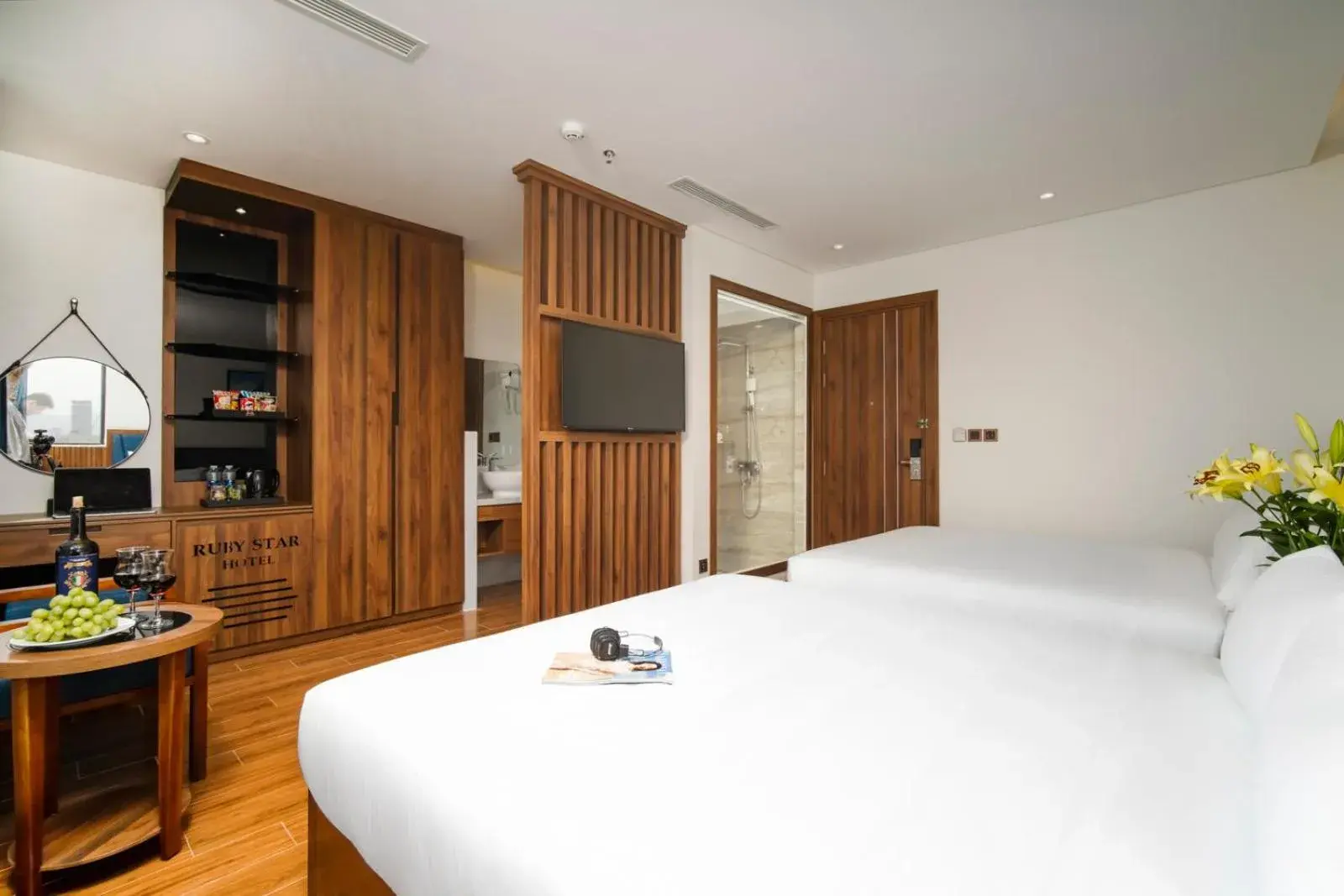 Bed in Ruby Star Da Nang - Central My Khe Beach Bed in Ruby Star Da Nang - Central My Khe Beach