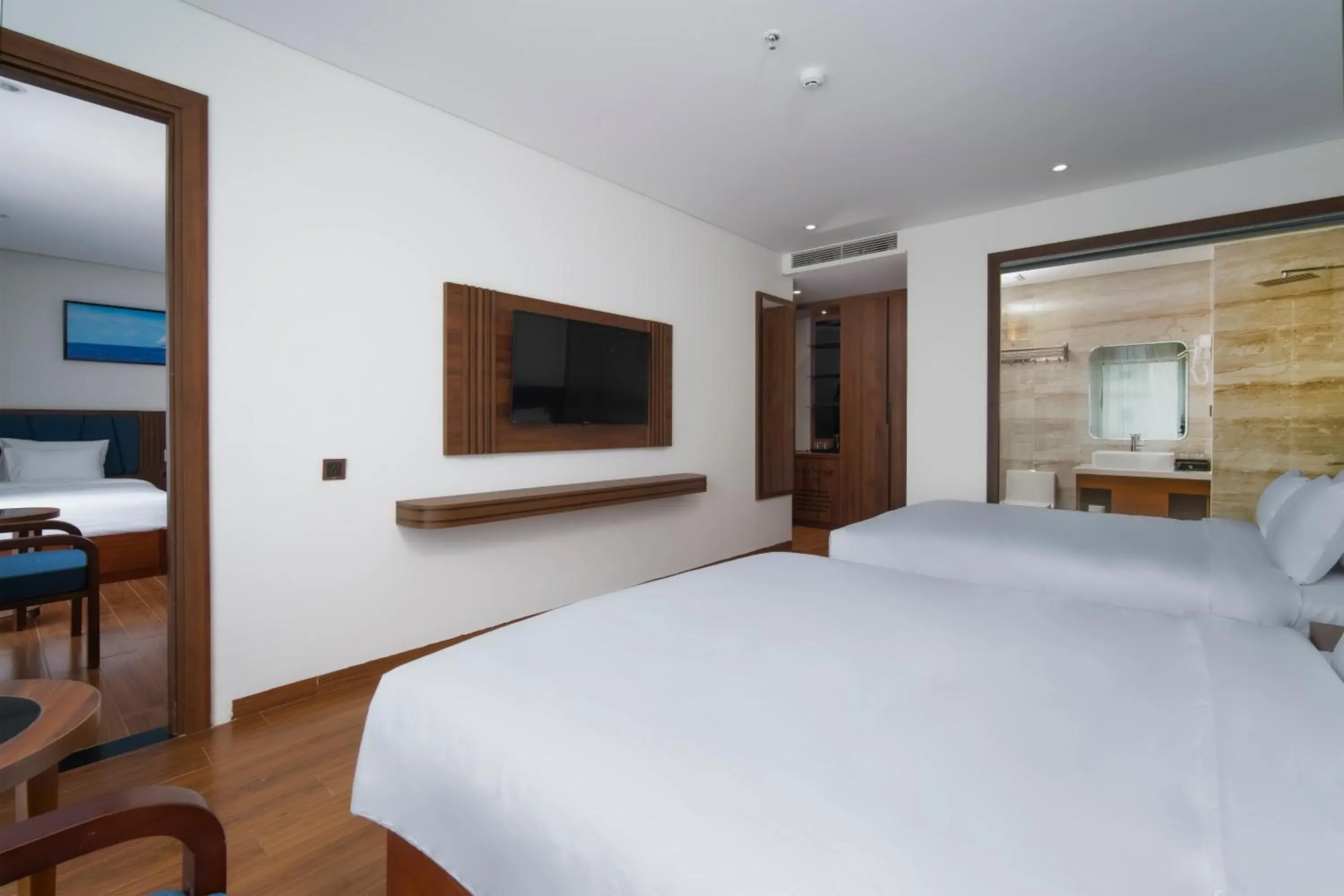 Two-Bedroom Suite in Ruby Star Da Nang - Central My Khe Beach Two-Bedroom Suite in Ruby Star Da Nang - Central My Khe Beach