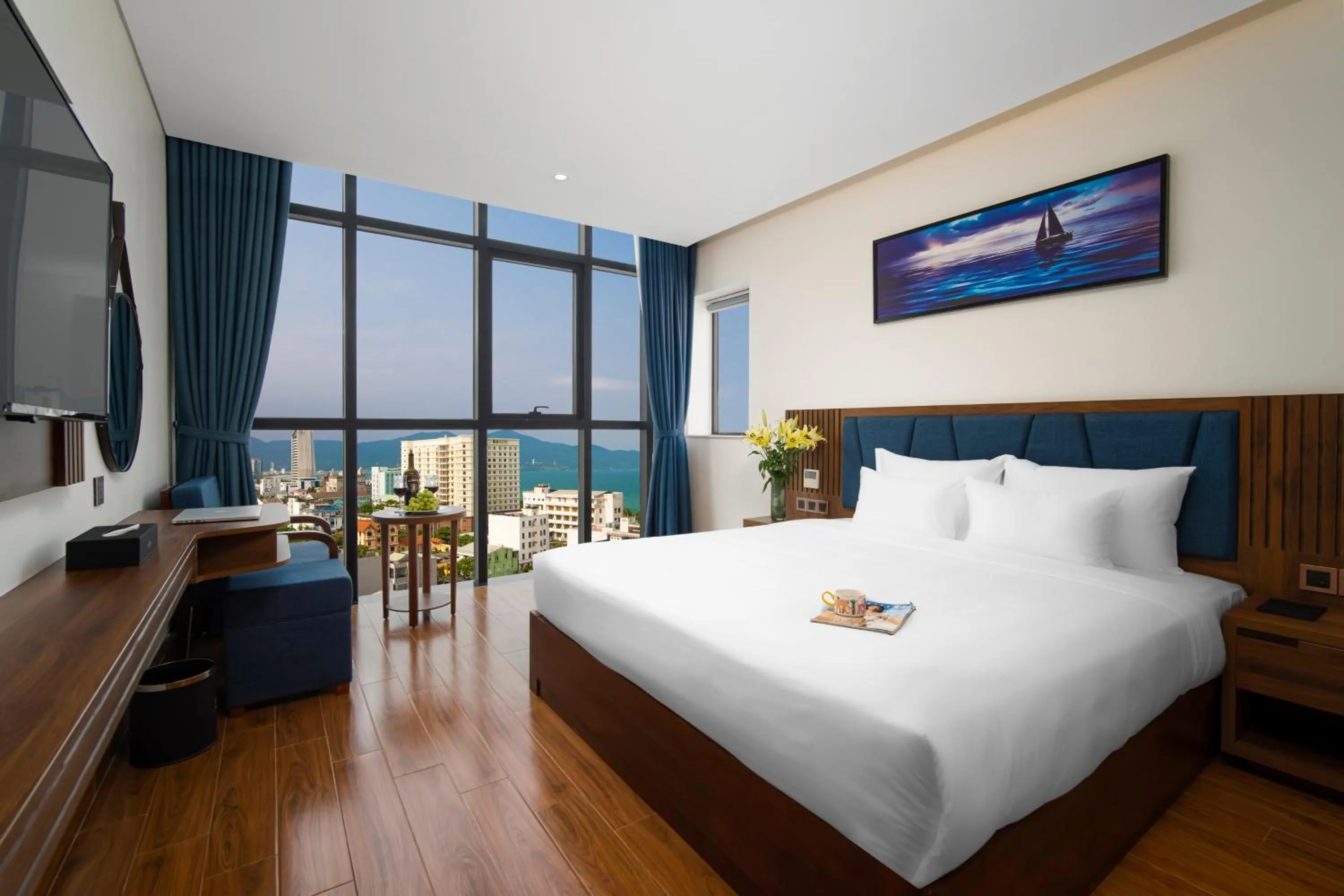 Bed in Ruby Star Da Nang - Central My Khe Beach