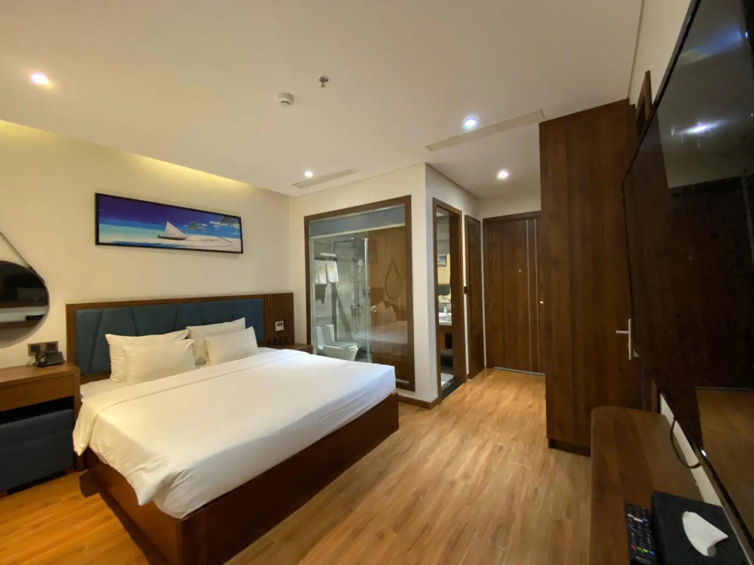 Economy Double Room in Ruby Star Da Nang - Central My Khe Beach Economy Double Room in Ruby Star Da Nang - Central My Khe Beach