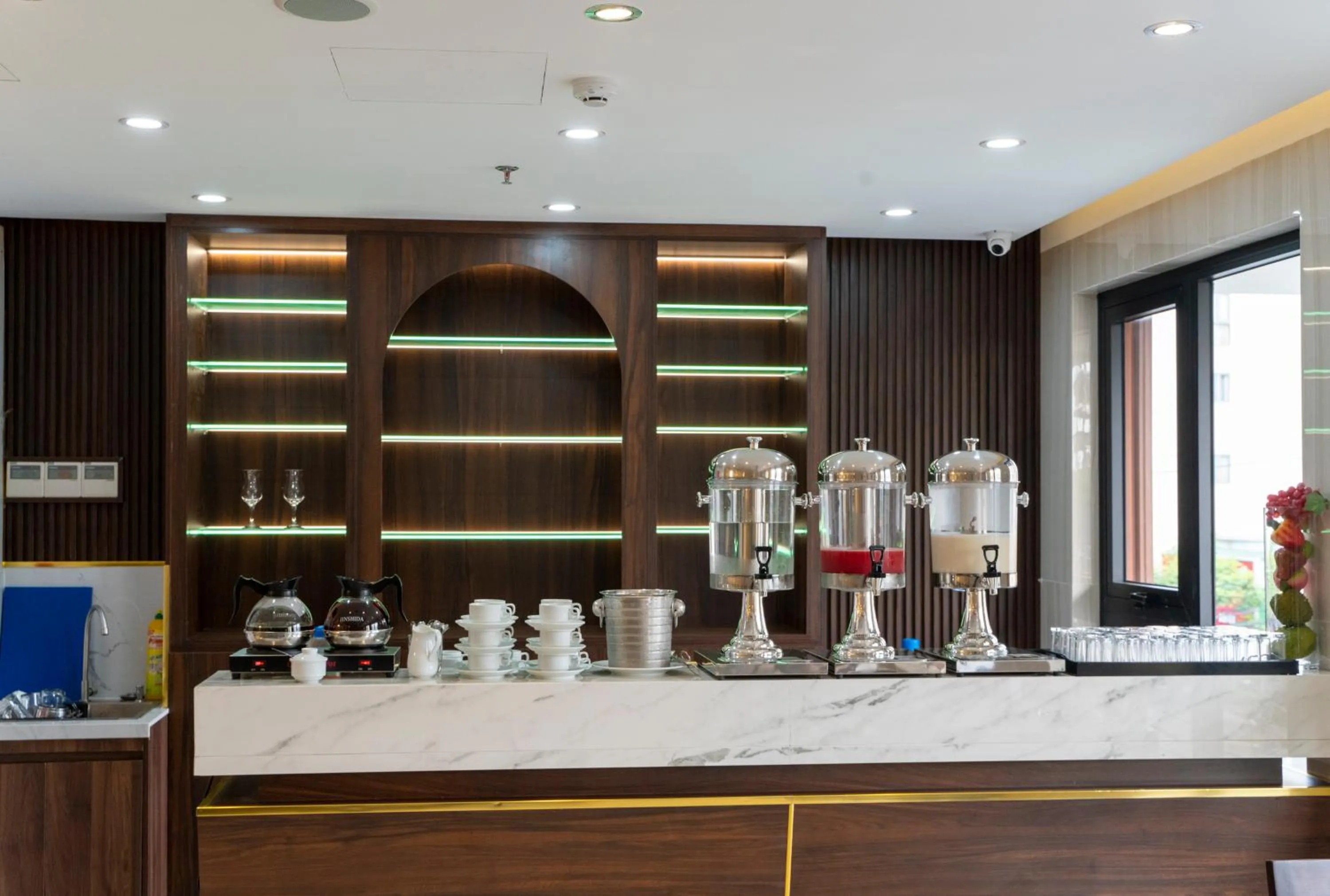 Coffee/tea facilities in Ruby Star Da Nang - Central My Khe Beach