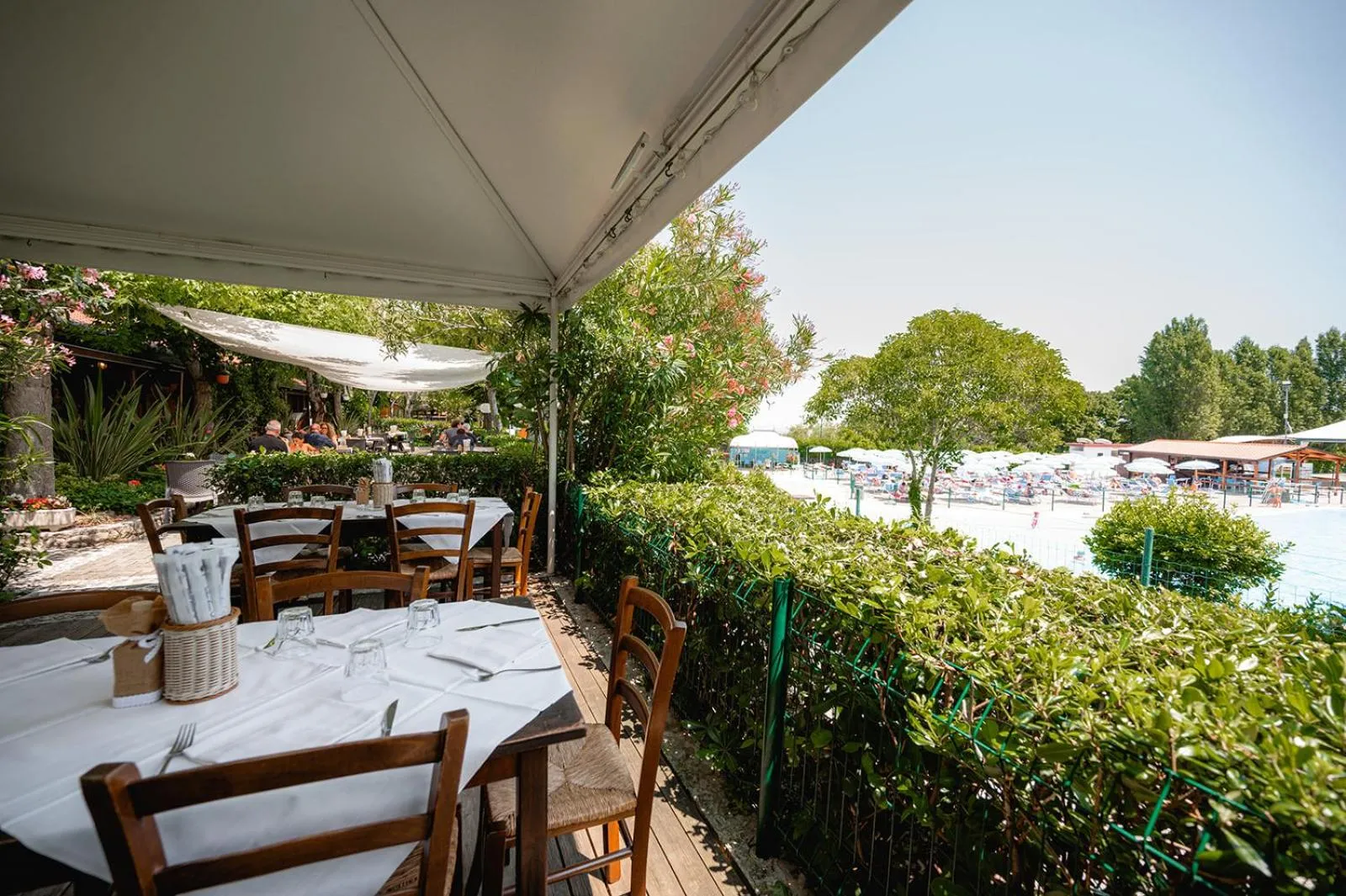 Restaurant/places to eat in Garden Village San Marino