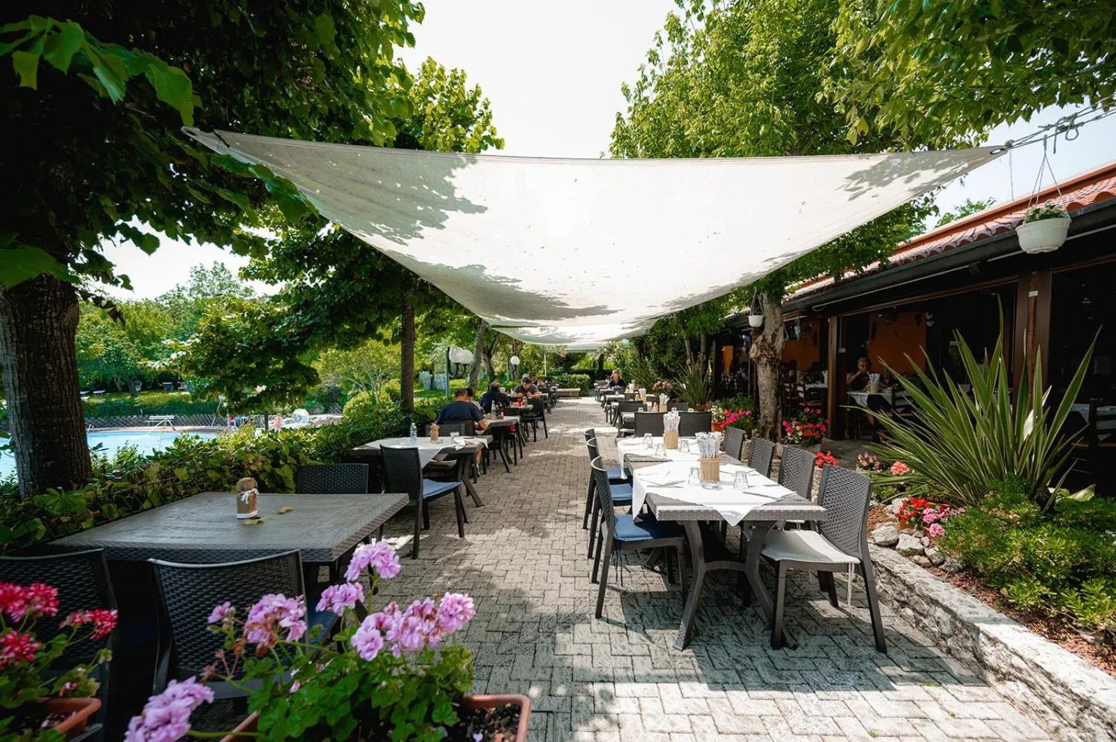 Restaurant/places to eat in Garden Village San Marino