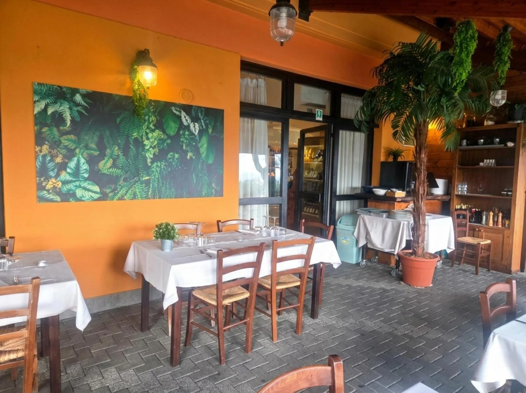 Restaurant/places to eat in Garden Village San Marino
