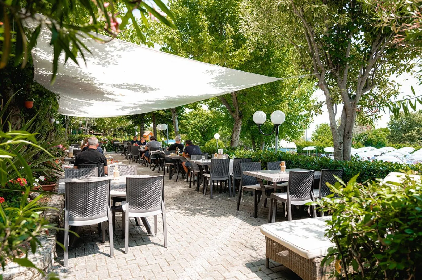 Restaurant/places to eat in Garden Village San Marino