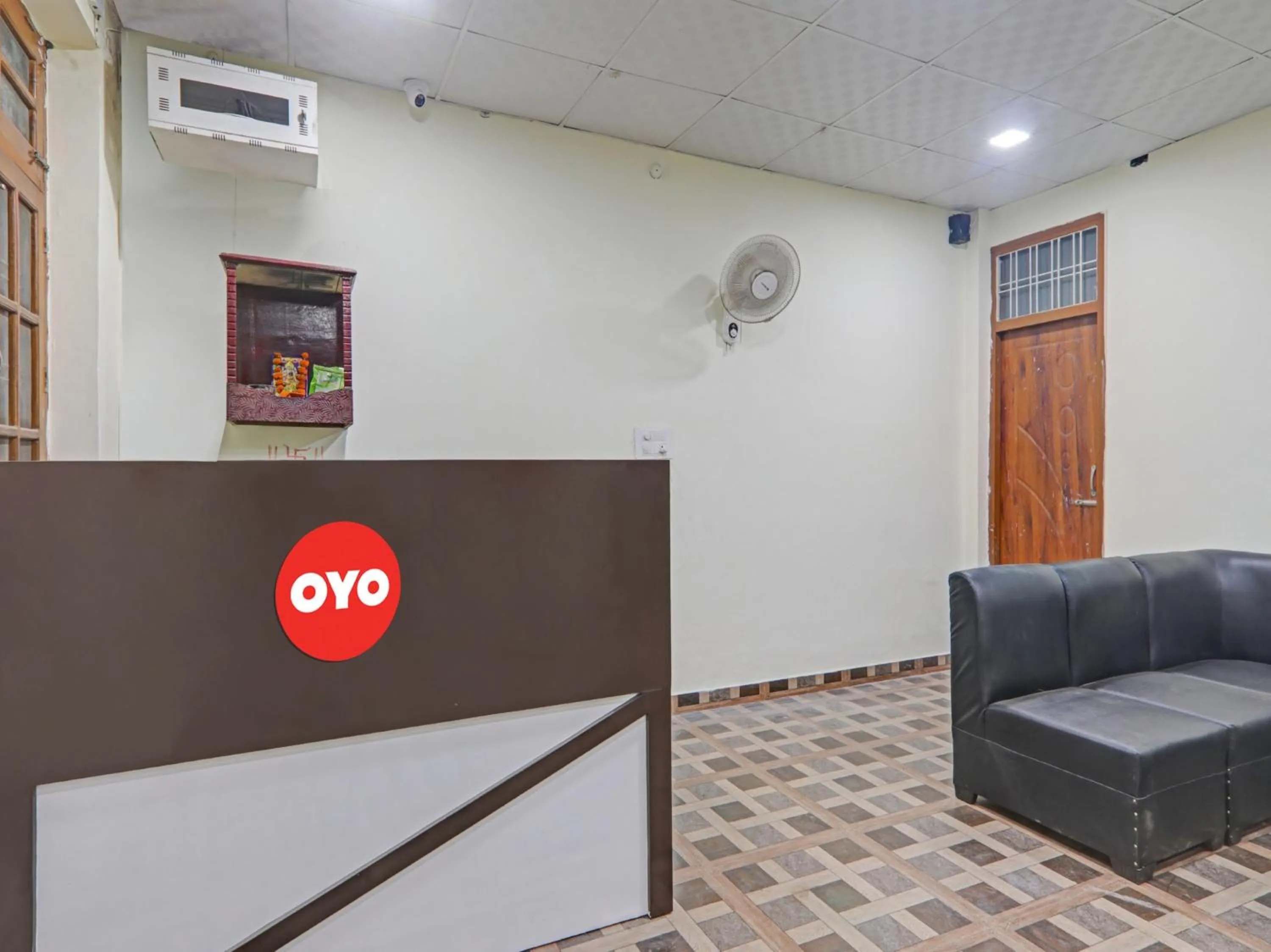 Lobby or reception in Hotel O SRV INN