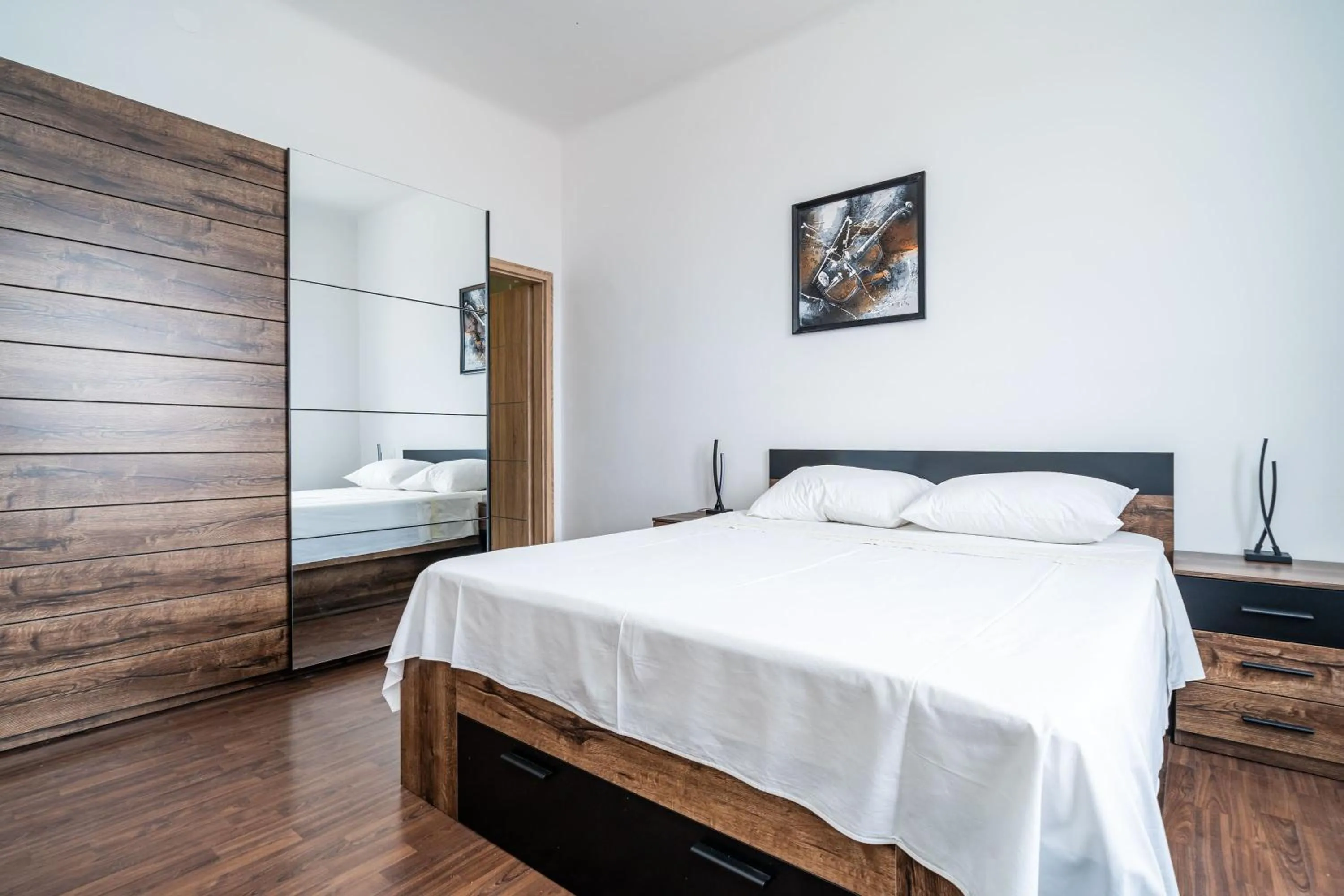 Bedroom, Bed in DUxperience Apartment