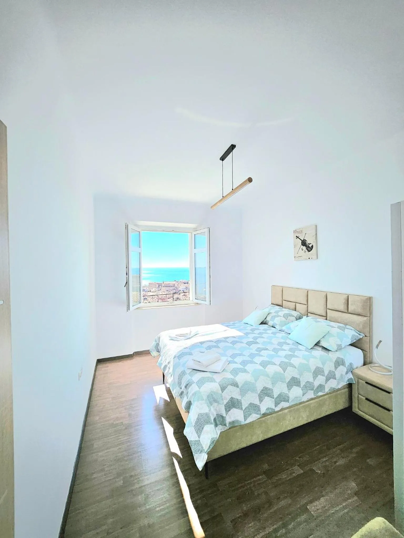 Bedroom, Bed in DUxperience Apartment