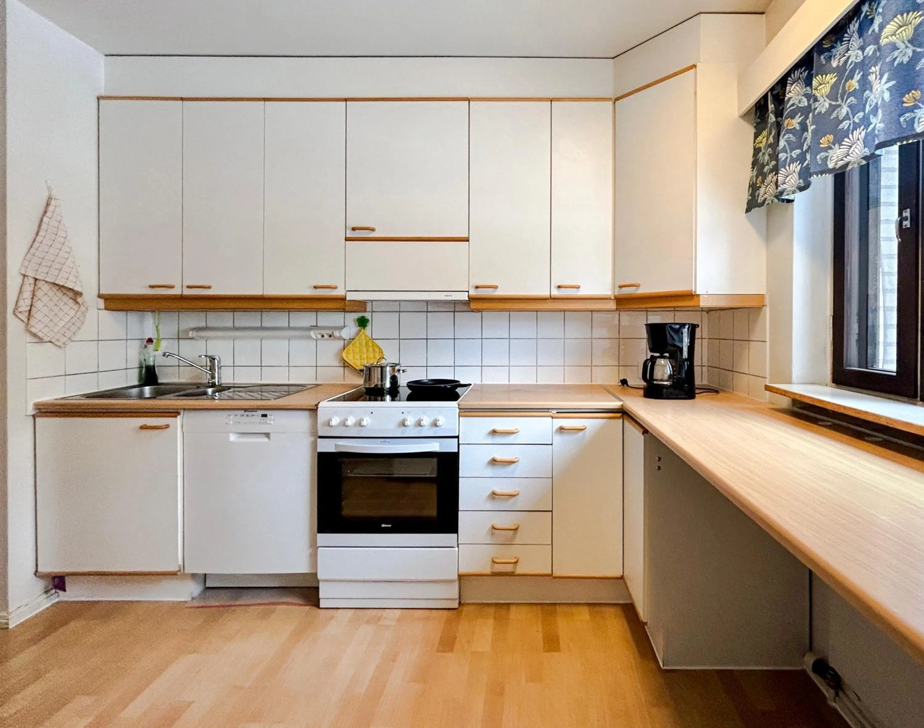 Kitchen or kitchenette in Tilava huoneisto Keuruun keskustassa
