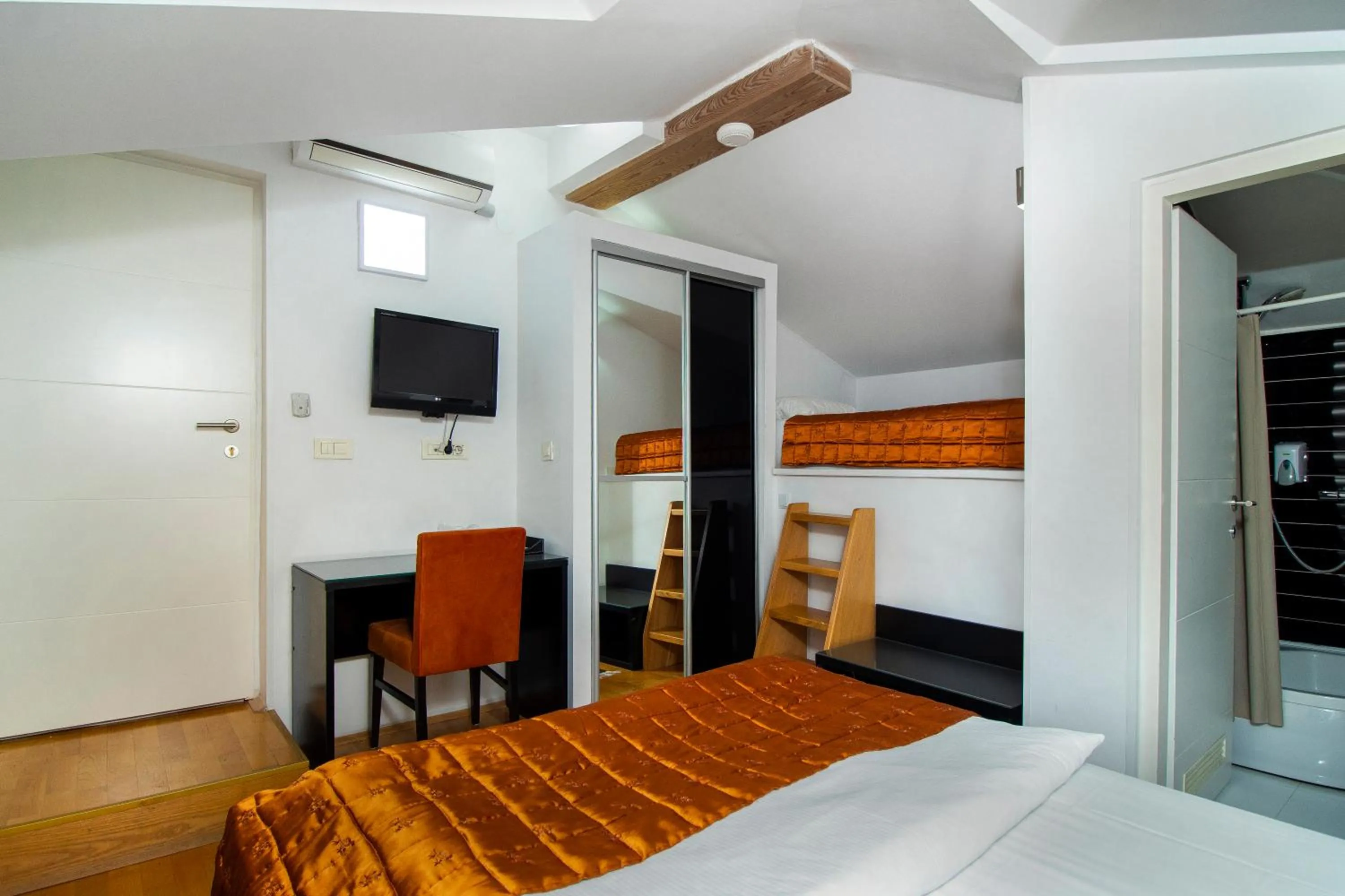 Bed in Hotel Boutique 36