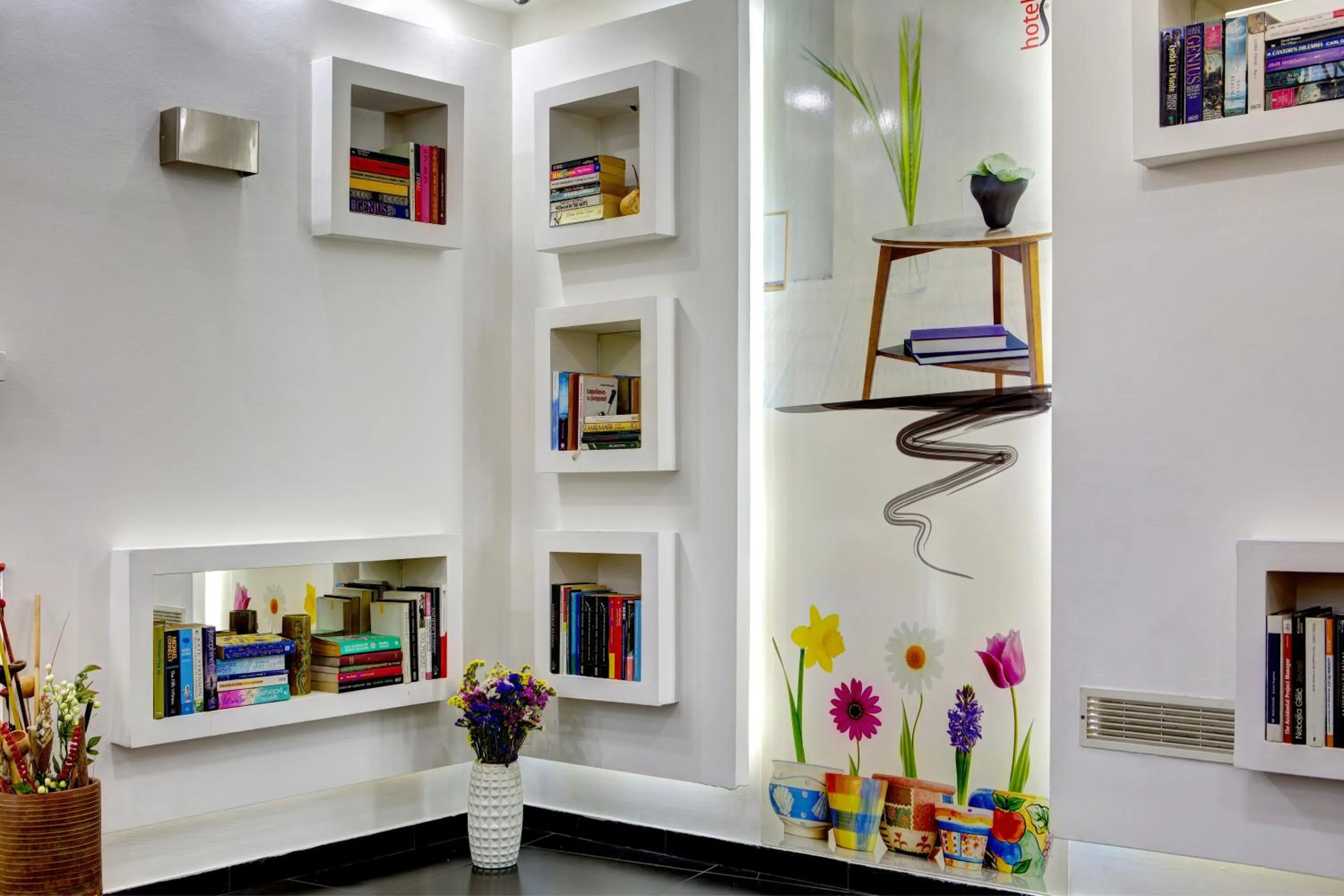 Restaurant/places to eat in Hotel Boutique 36