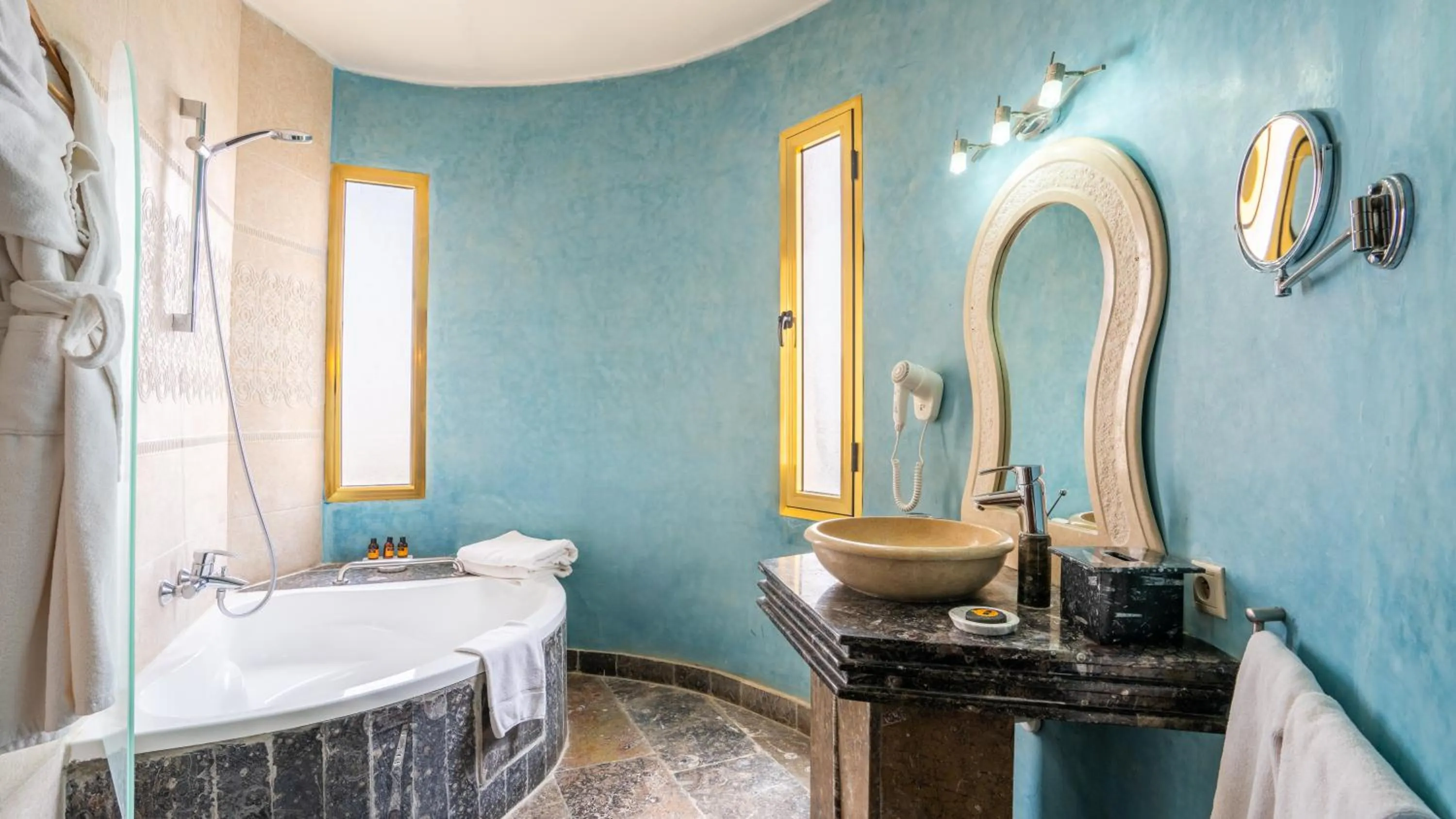 Bathroom, Bed in Palais Du Desert Hotel & Spa
