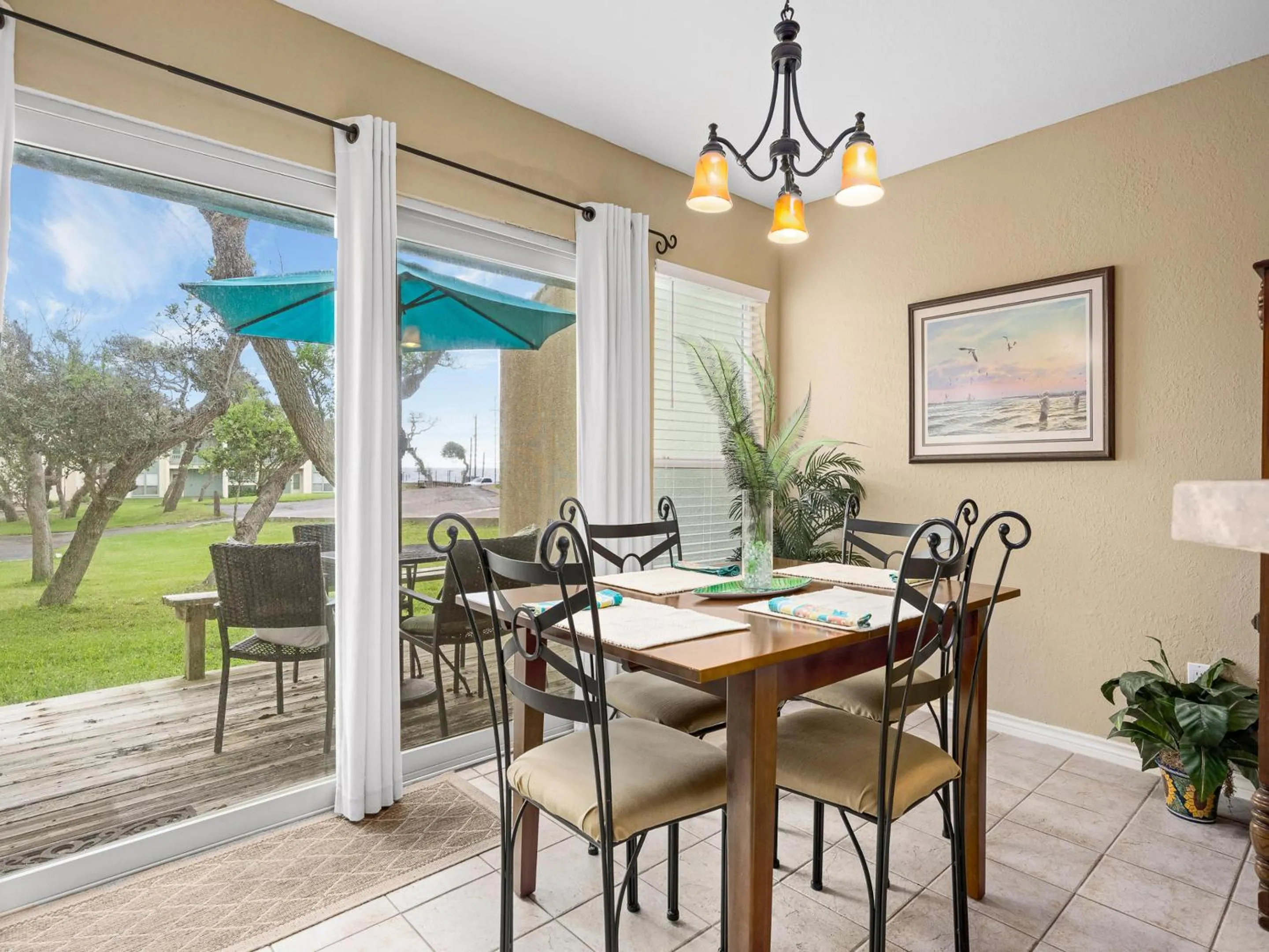 Property building in Sailing Windward