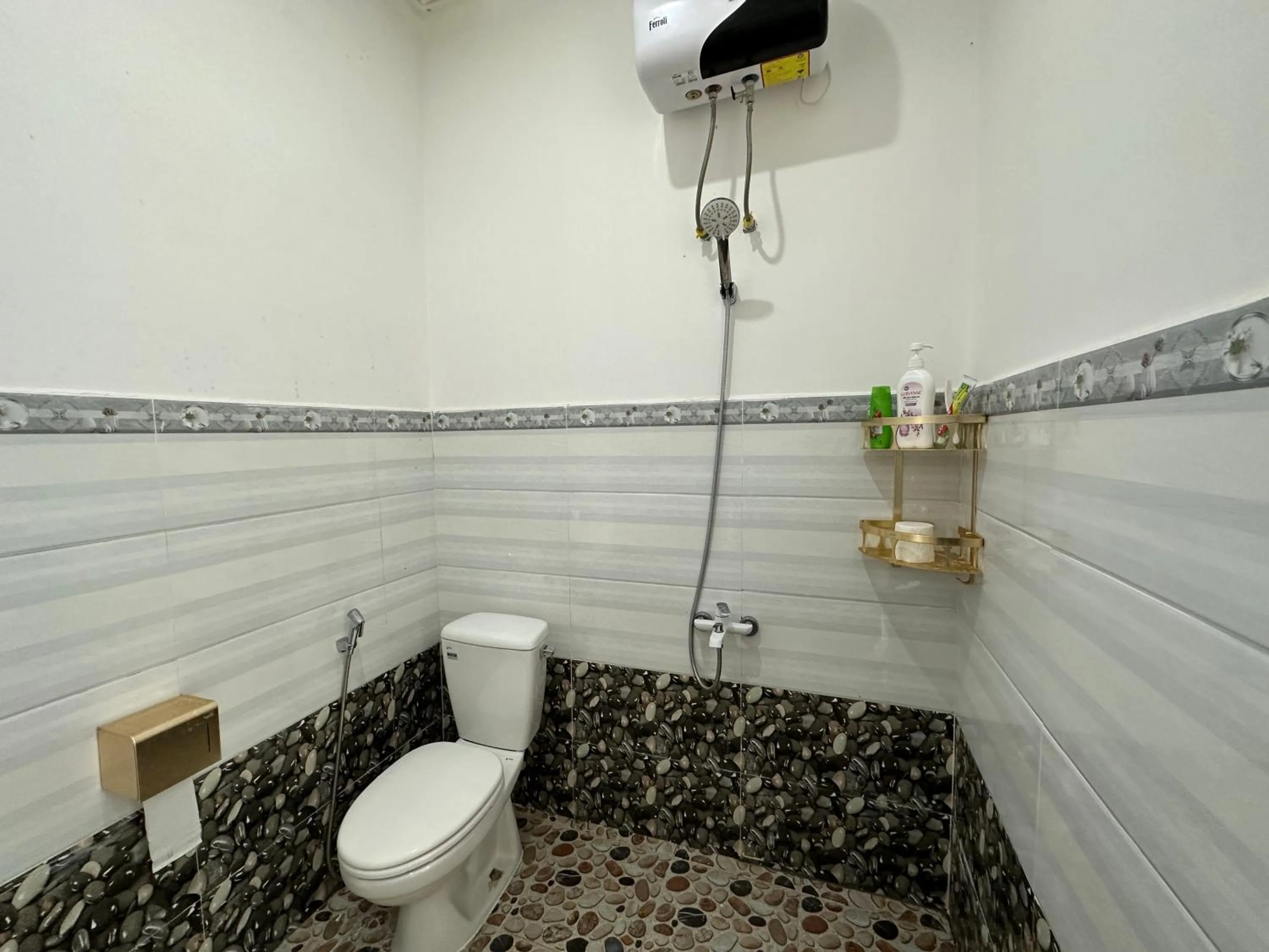 Shower in Ben's House 3