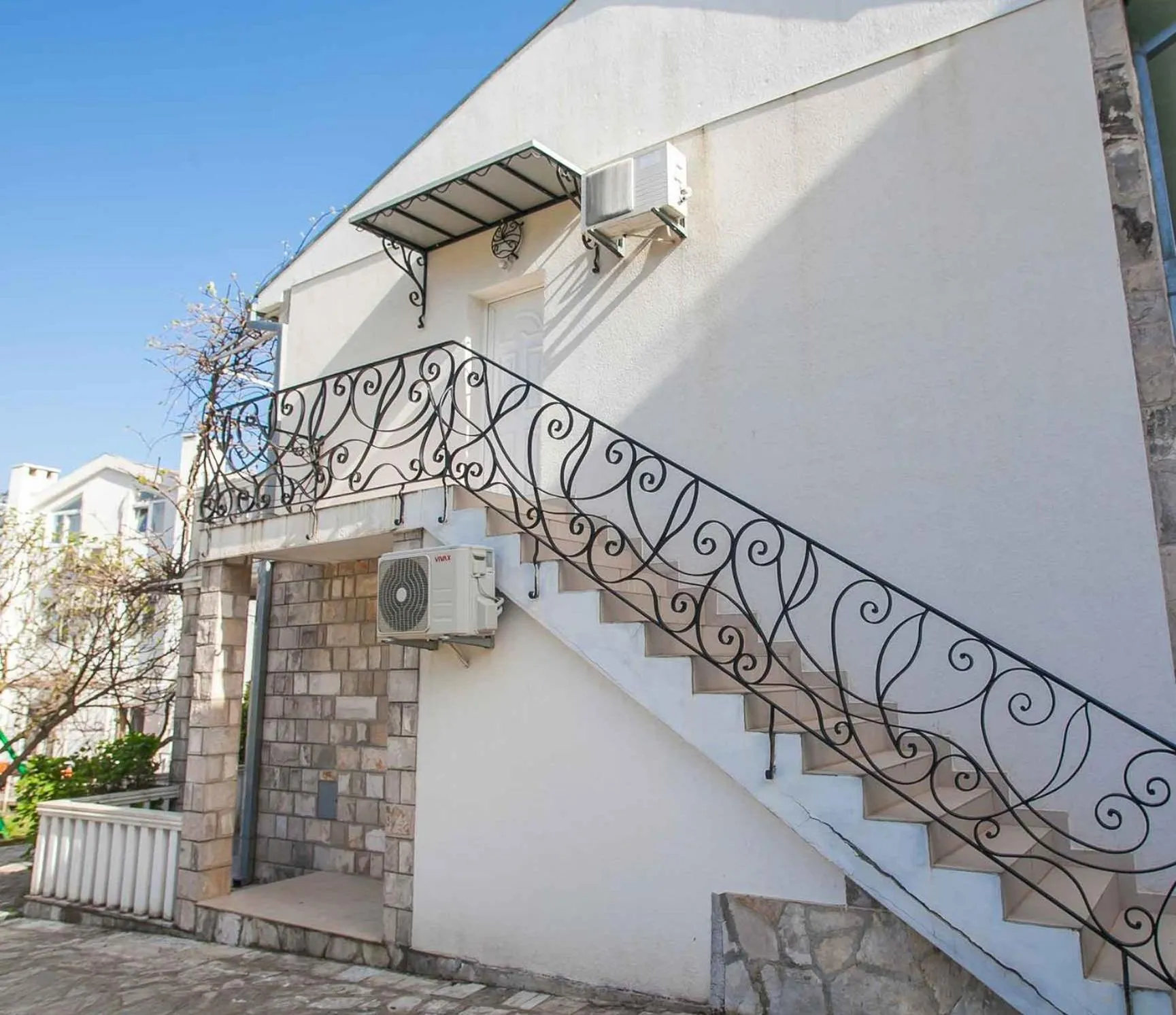 Facade/entrance in Maki Apartments - Plavi Horizonti Beach