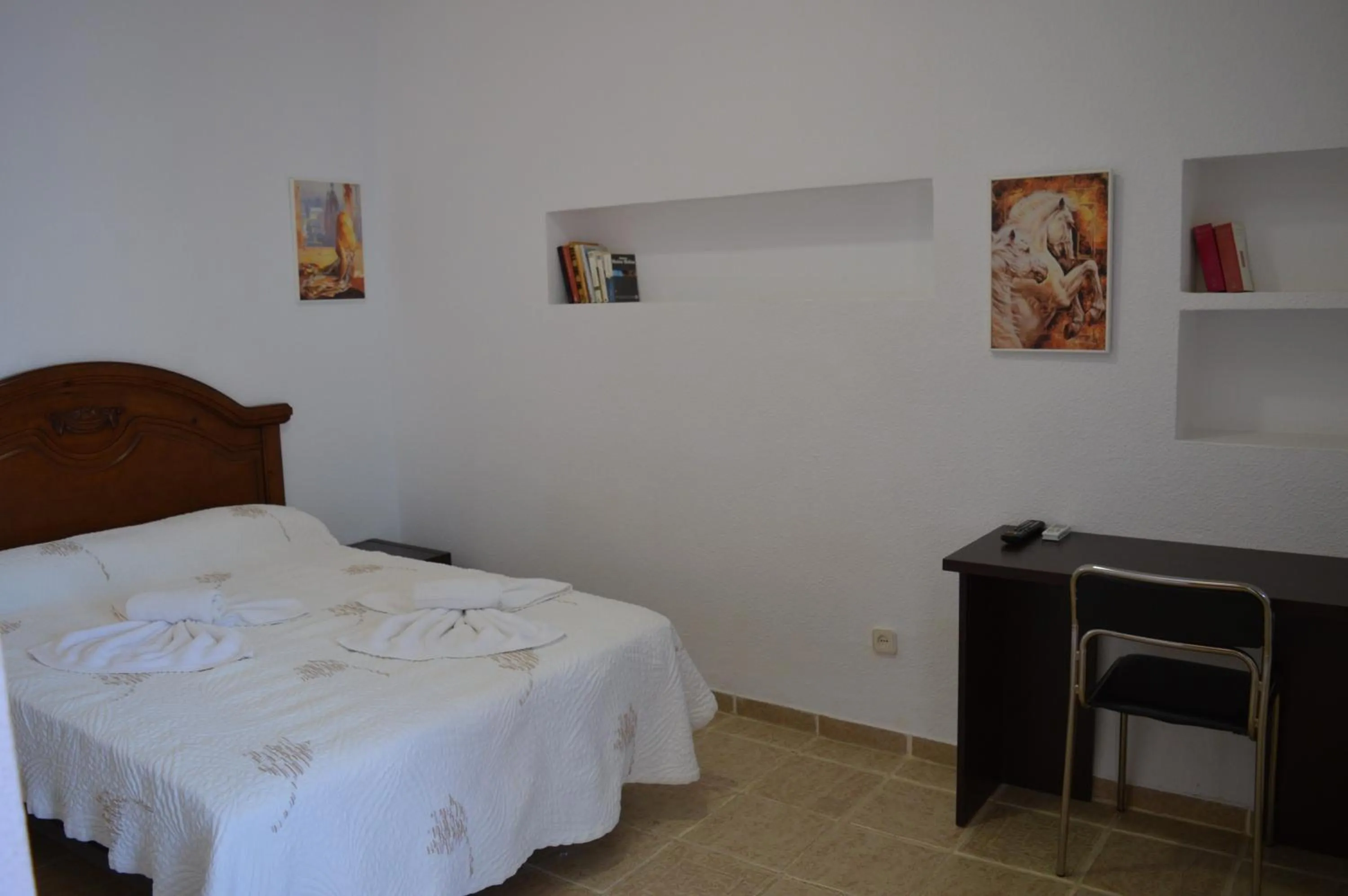 Photo of the whole room, Bed in Nuevo Hotel Capitolio