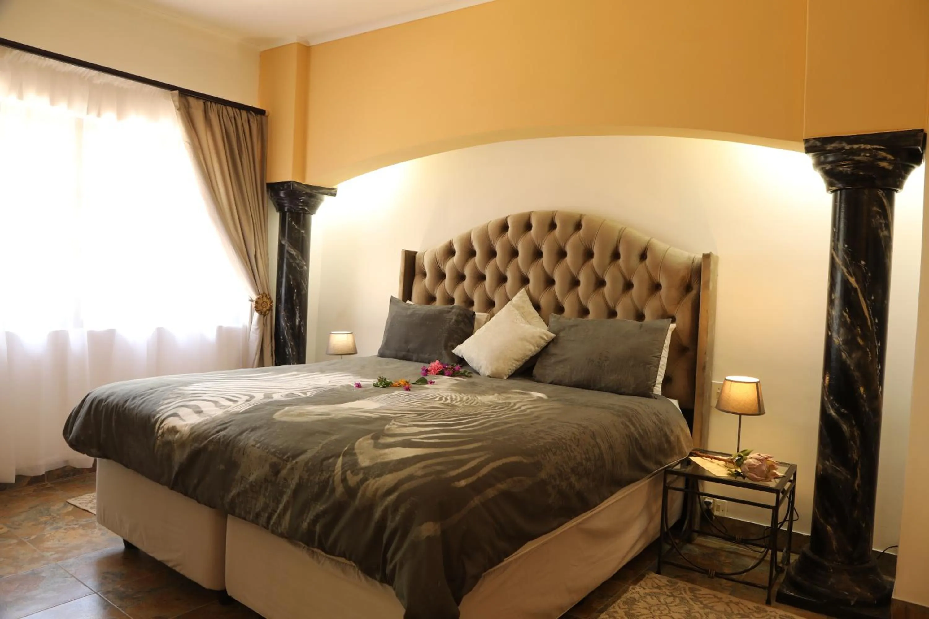 Bedroom, Bed in Villa Ticino Guest House