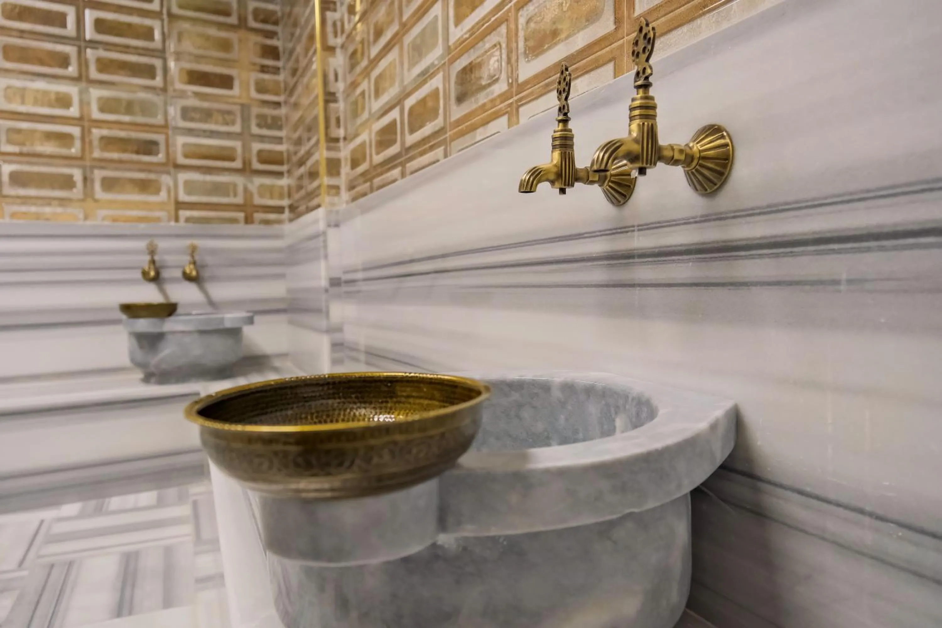 Bathroom in MOONDAY HOTEL