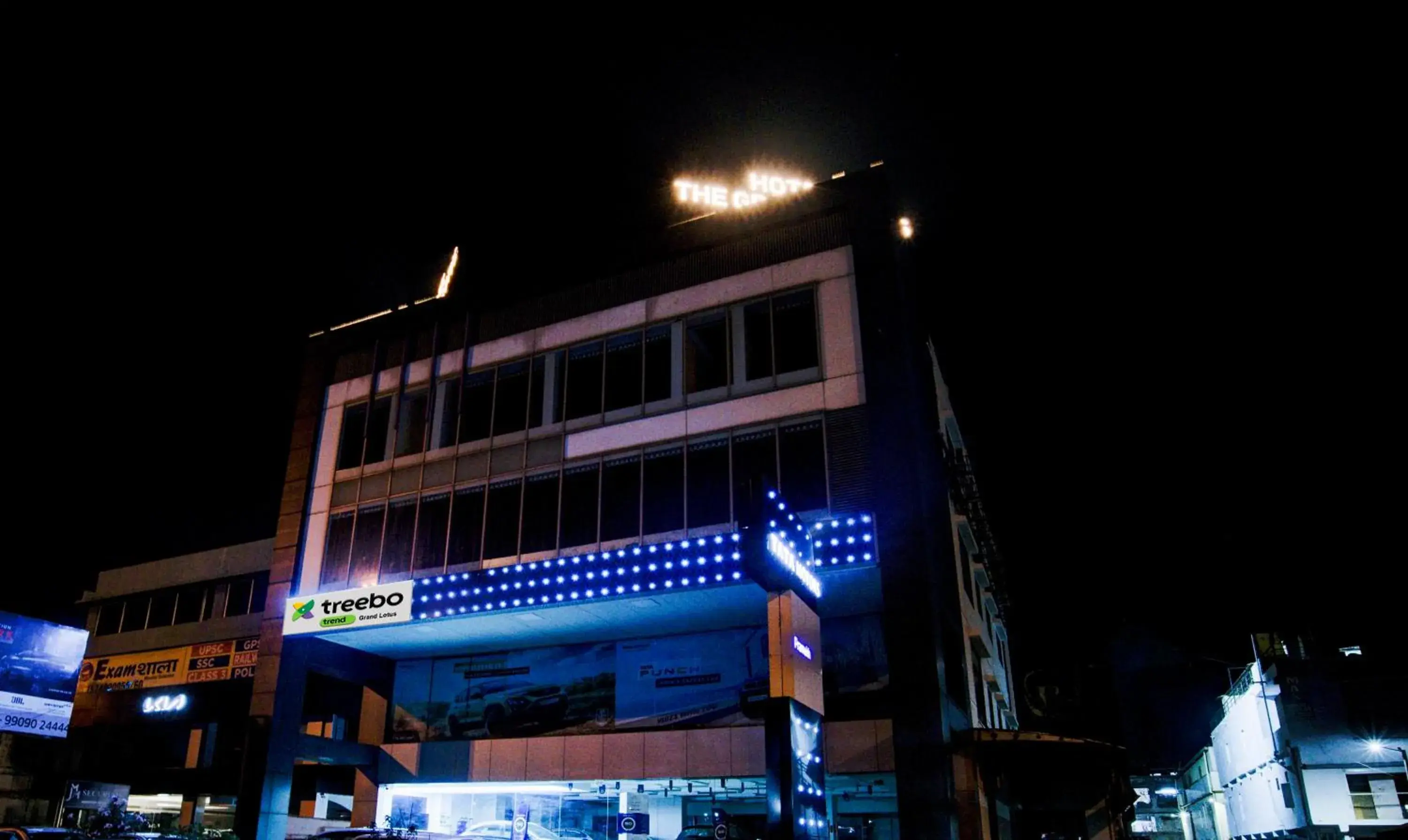 Property building in Treebo Grand Lotus - 3 km from Textile Market Property building in Treebo Grand Lotus - 3 km from Textile Market