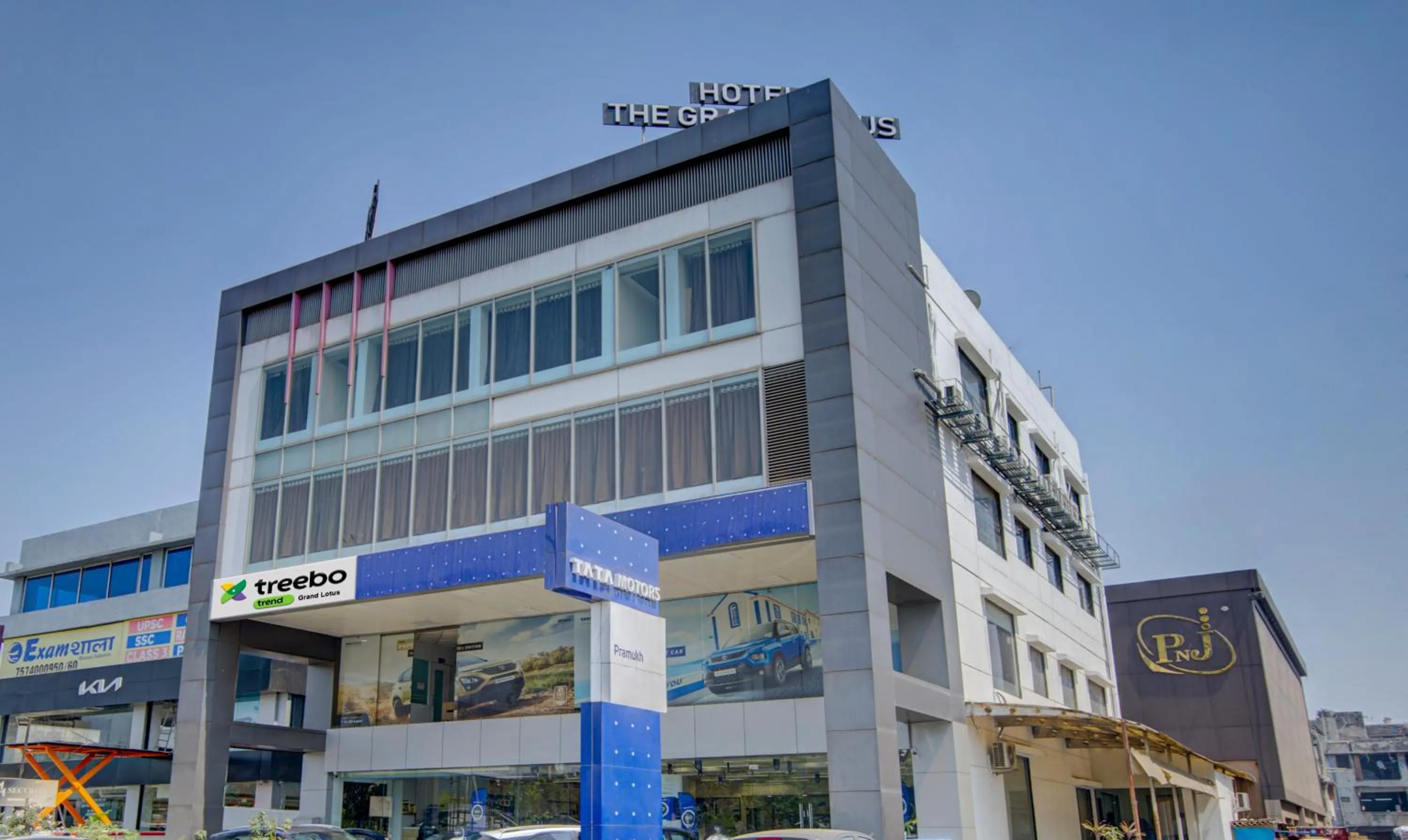 Property building in Treebo Grand Lotus - 3 km from Textile Market