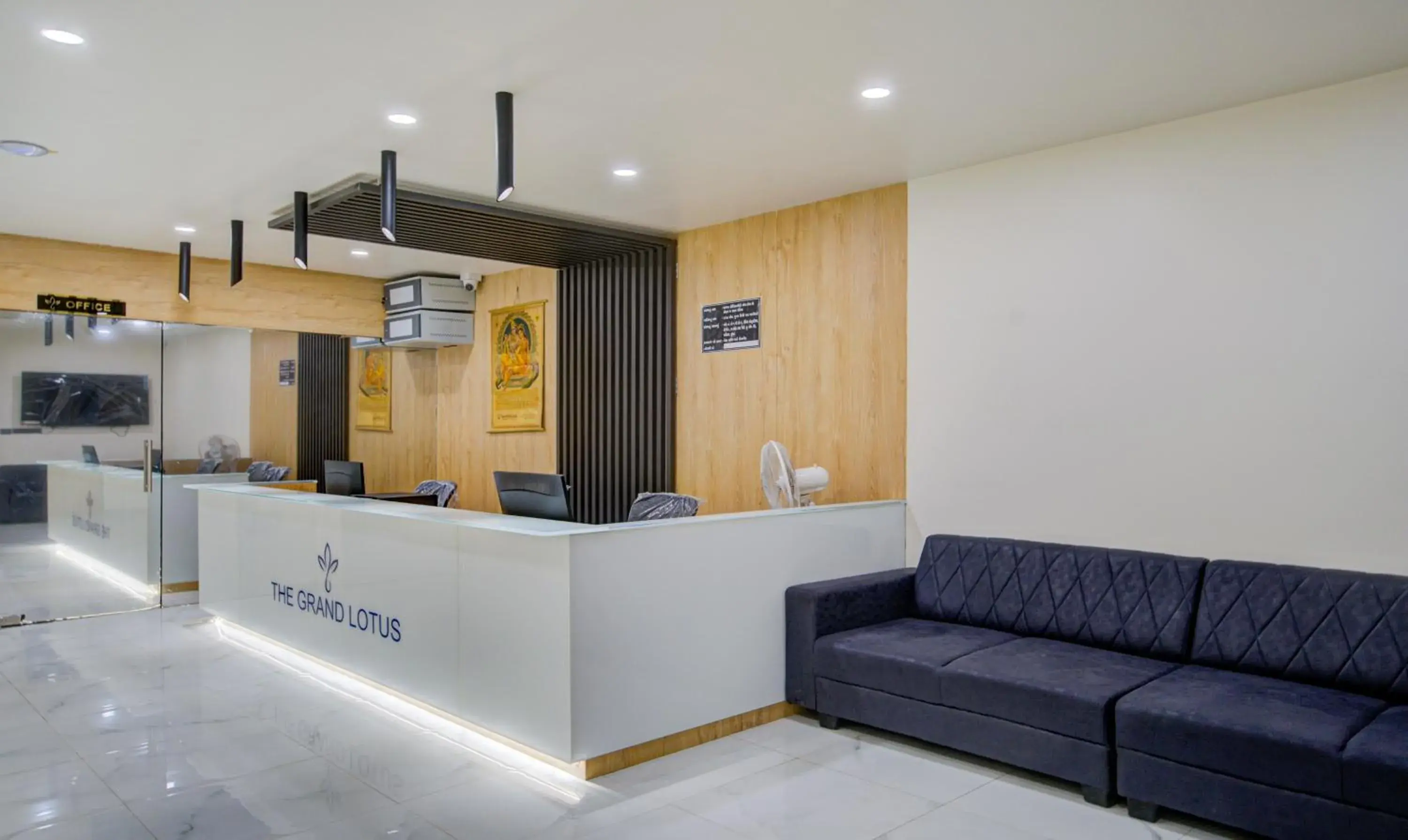 Lobby or reception in Treebo Grand Lotus - 3 km from Textile Market Lobby or reception in Treebo Grand Lotus - 3 km from Textile Market