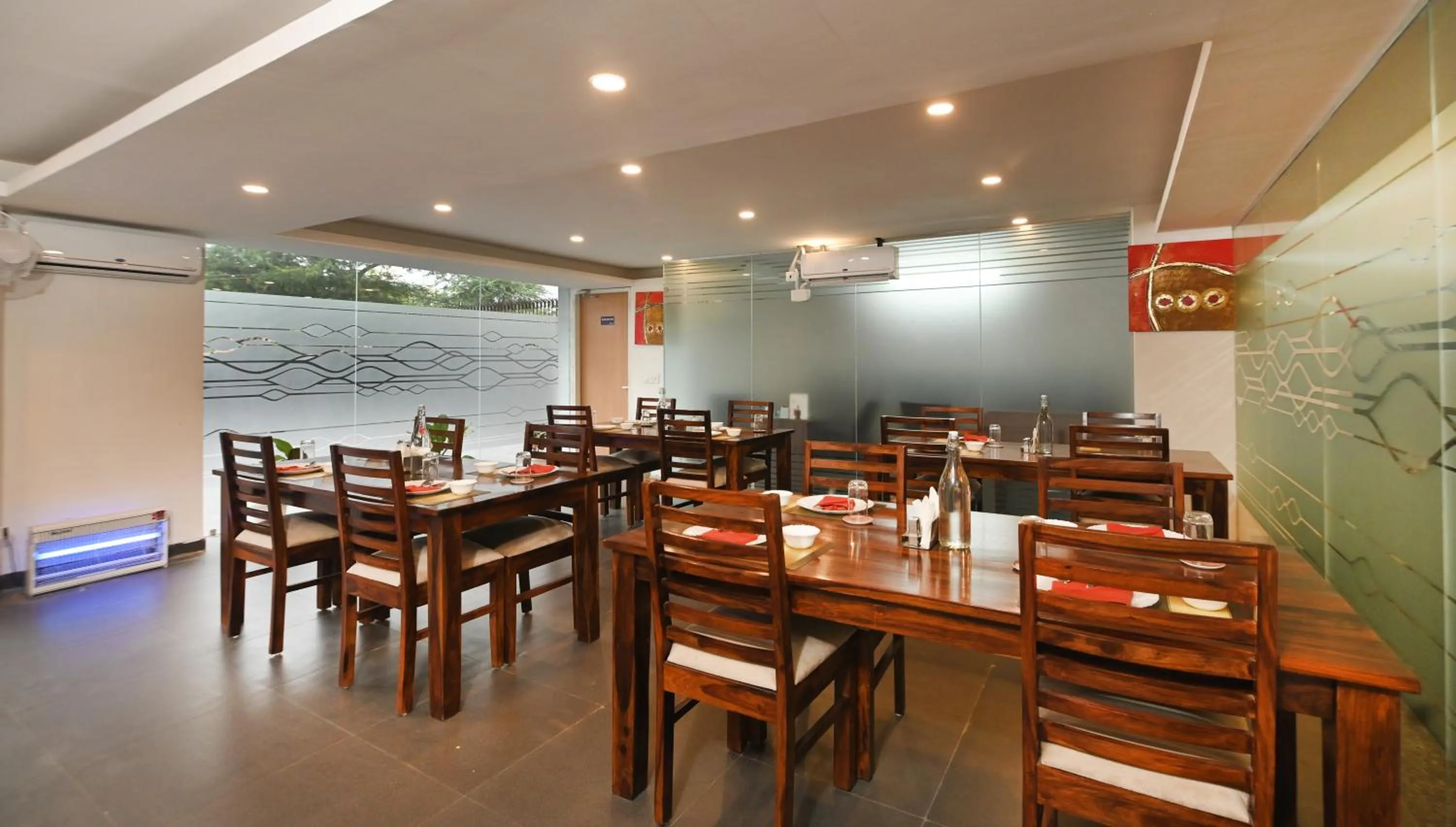 Restaurant/places to eat in The Altruist Business Stays , DLF Phase 3