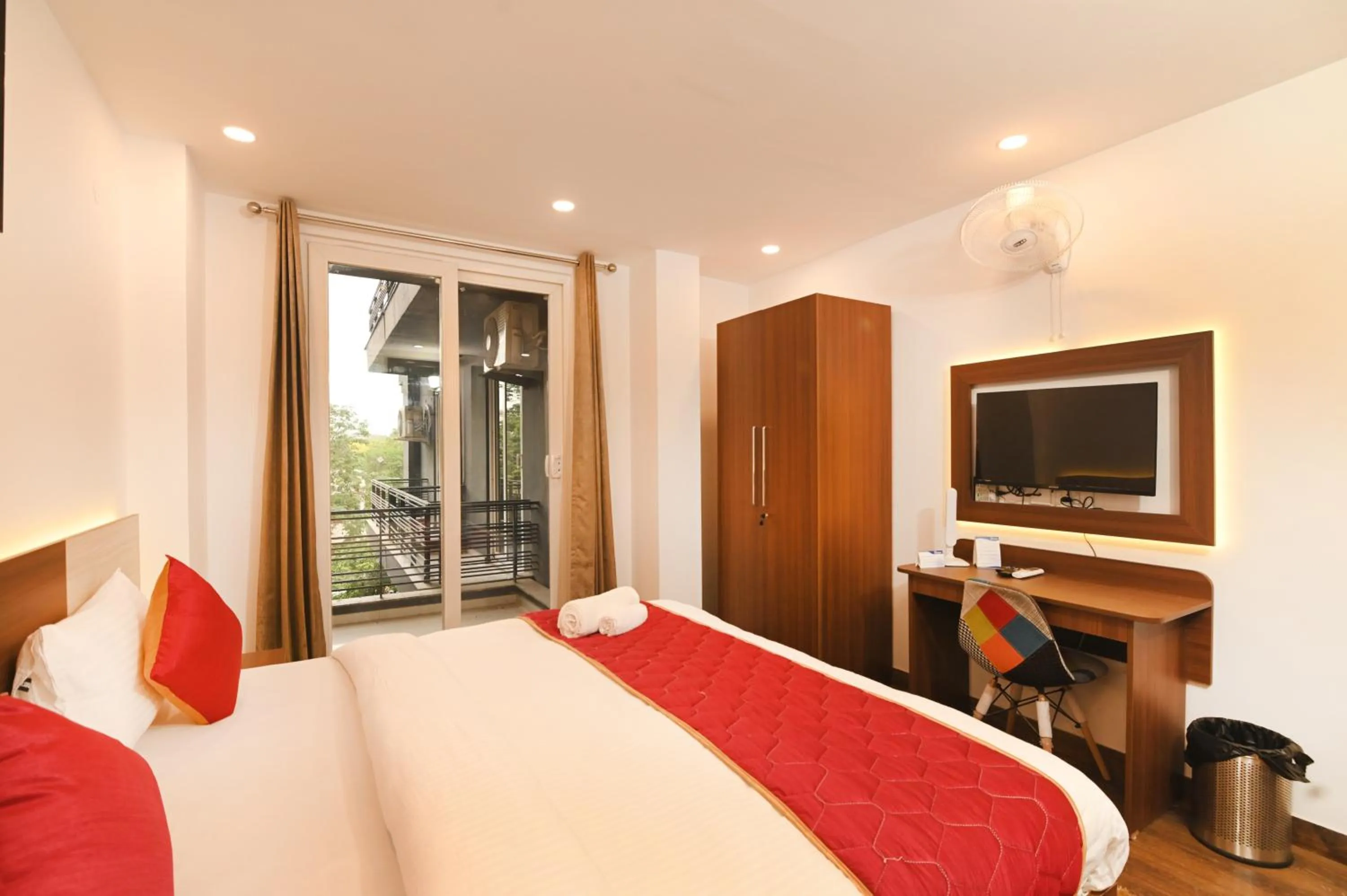 Bed in The Altruist Business Stays , DLF Phase 3