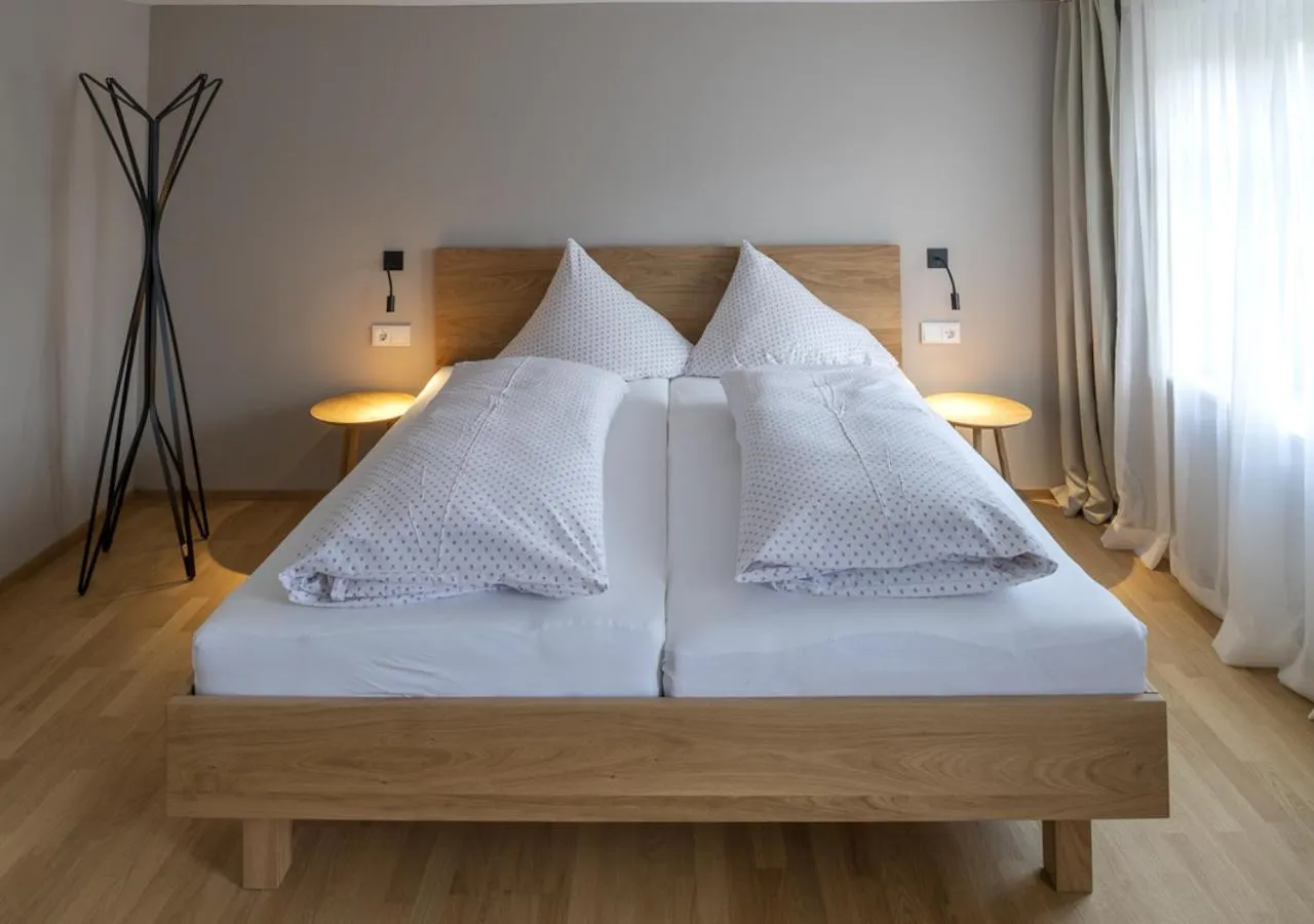 Bathroom, Bed in Gasthof Löwen Tosters