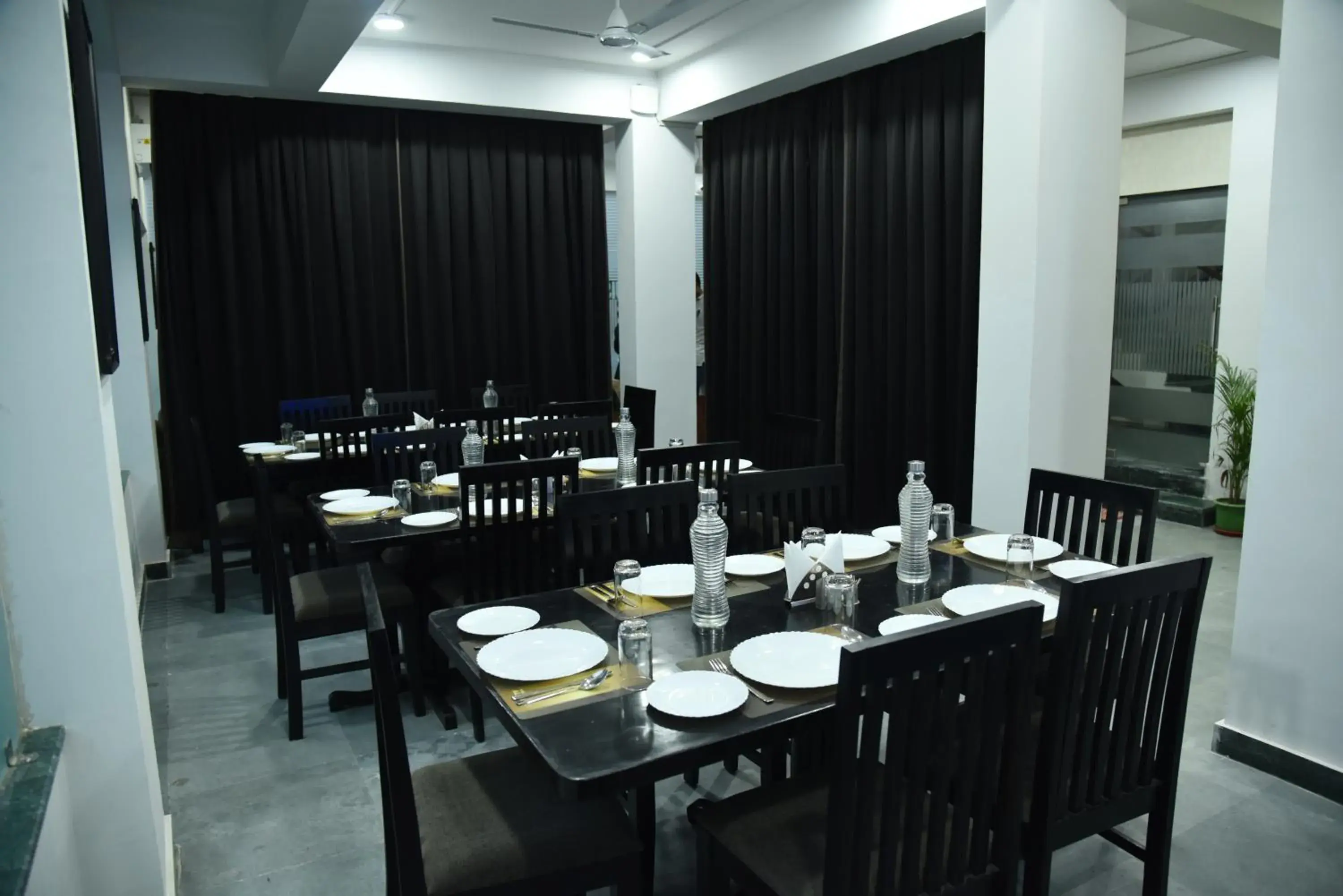 Restaurant/places to eat in The Altruist Business Stays- New Town, Kolkata Restaurant/places to eat in The Altruist Business Stays- New Town, Kolkata
