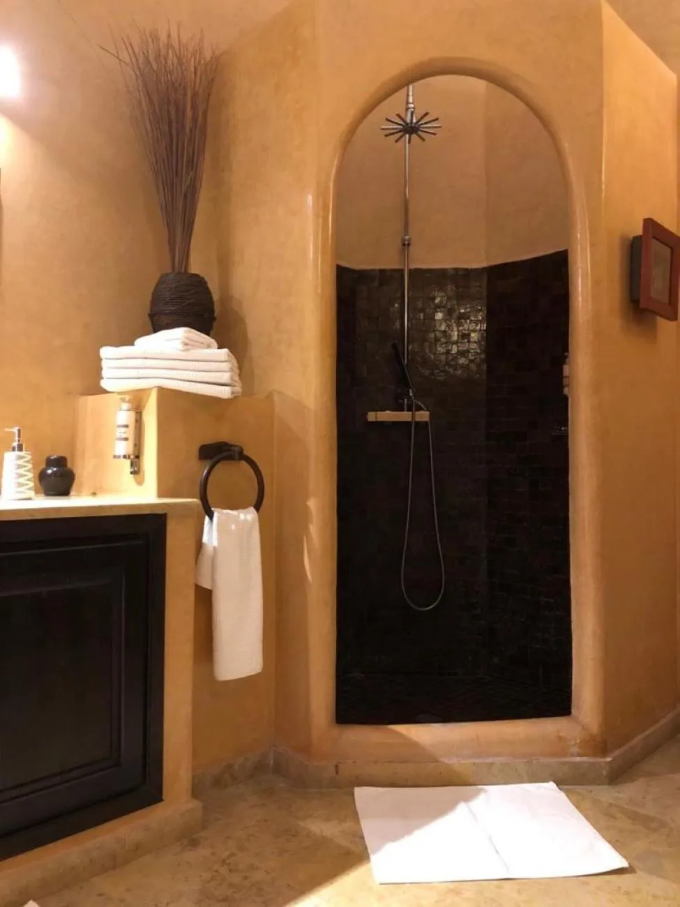 Bathroom in Riad Soleil D'orient