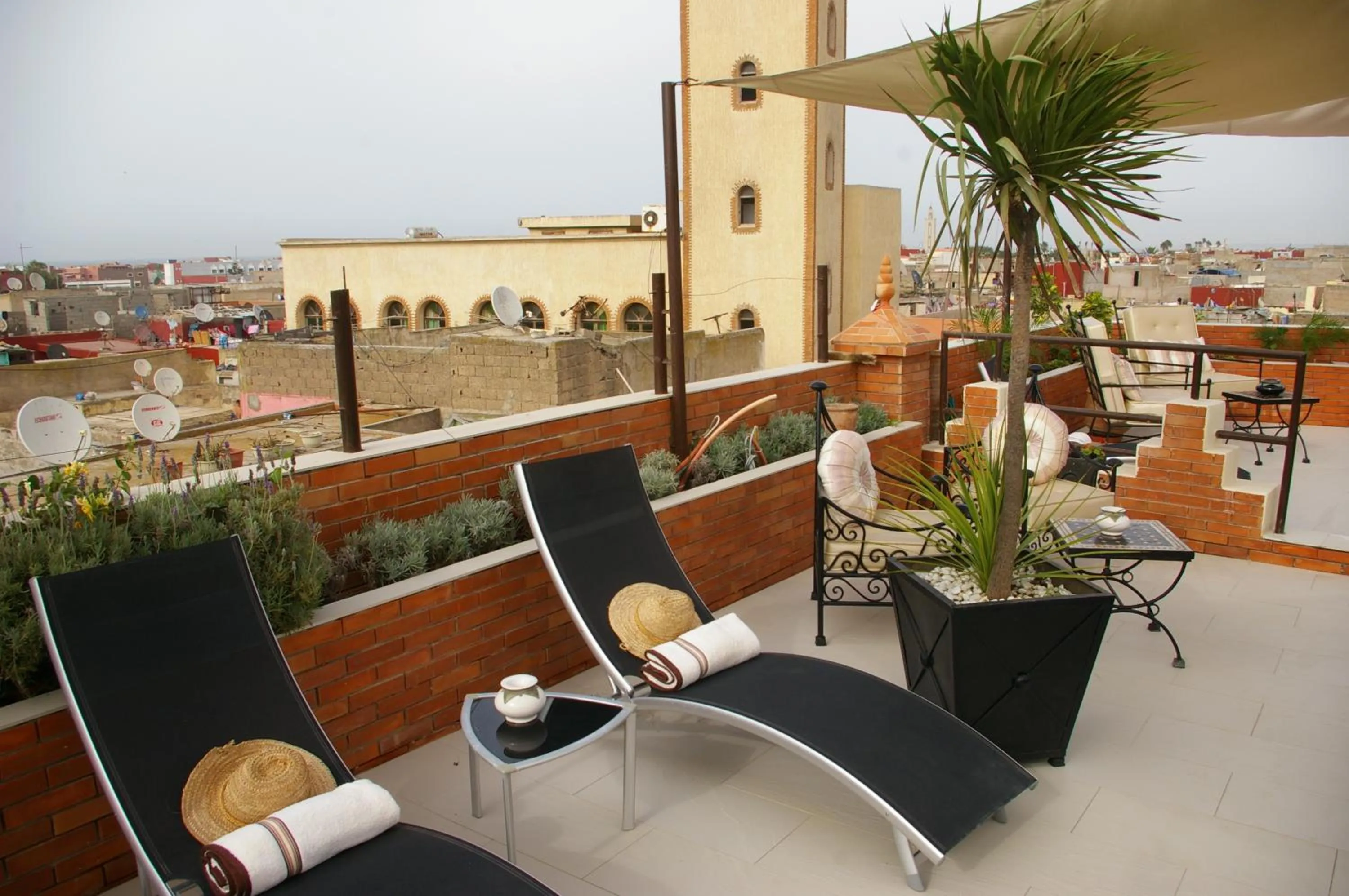 Day in Riad Soleil D'orient