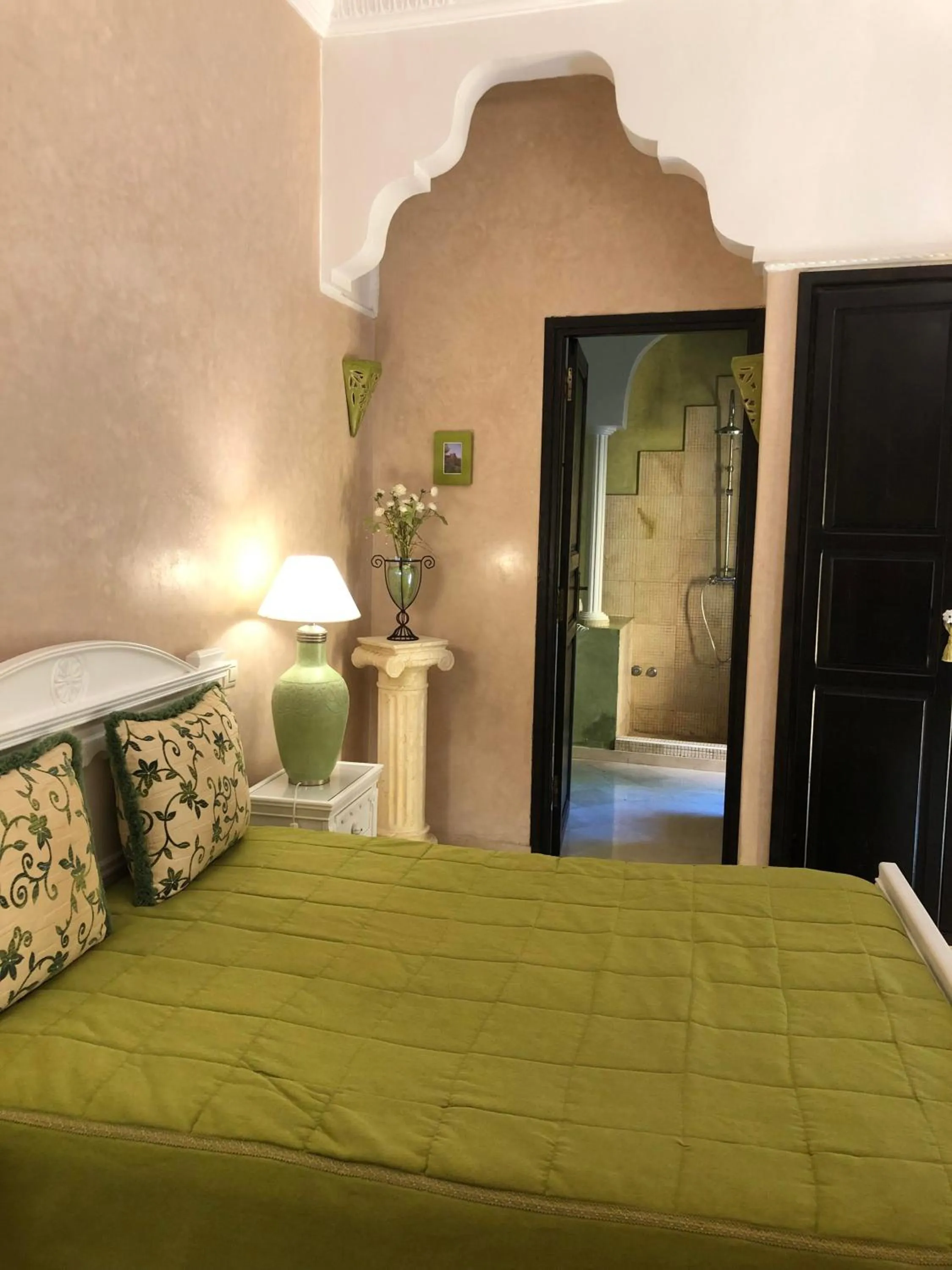 Bedroom, Bed in Riad Soleil D'orient