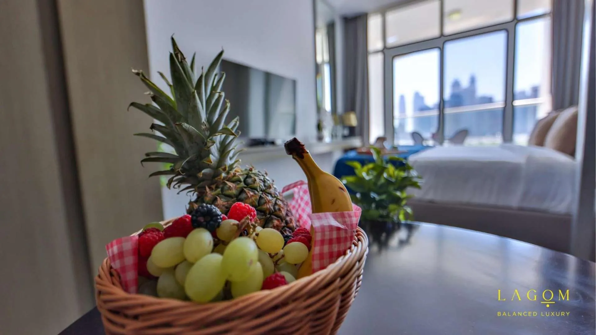 Dining area in Winds of the Canal by Lagom - Business Bay Dubai