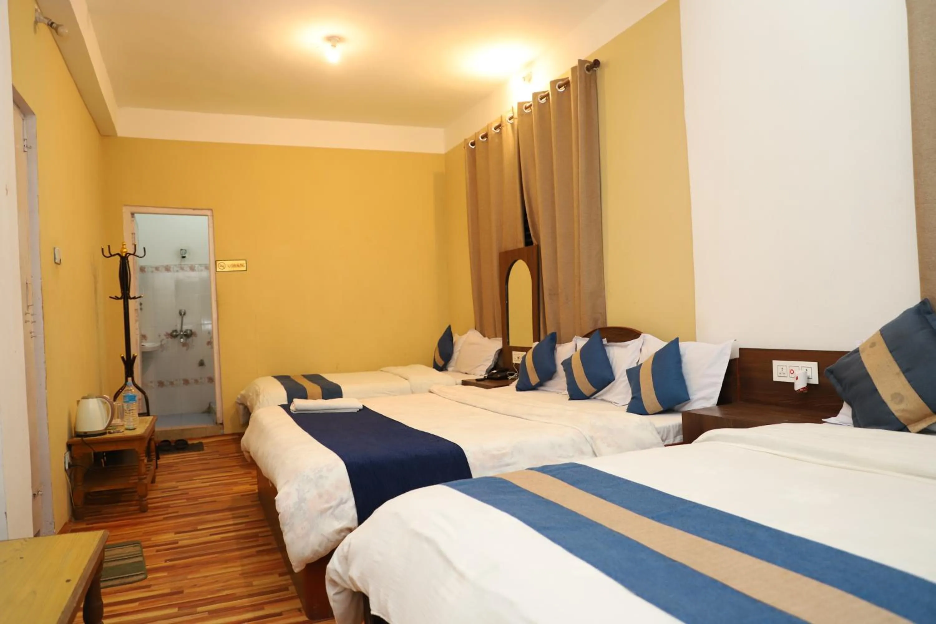 Bed in Hotel Pathibhara