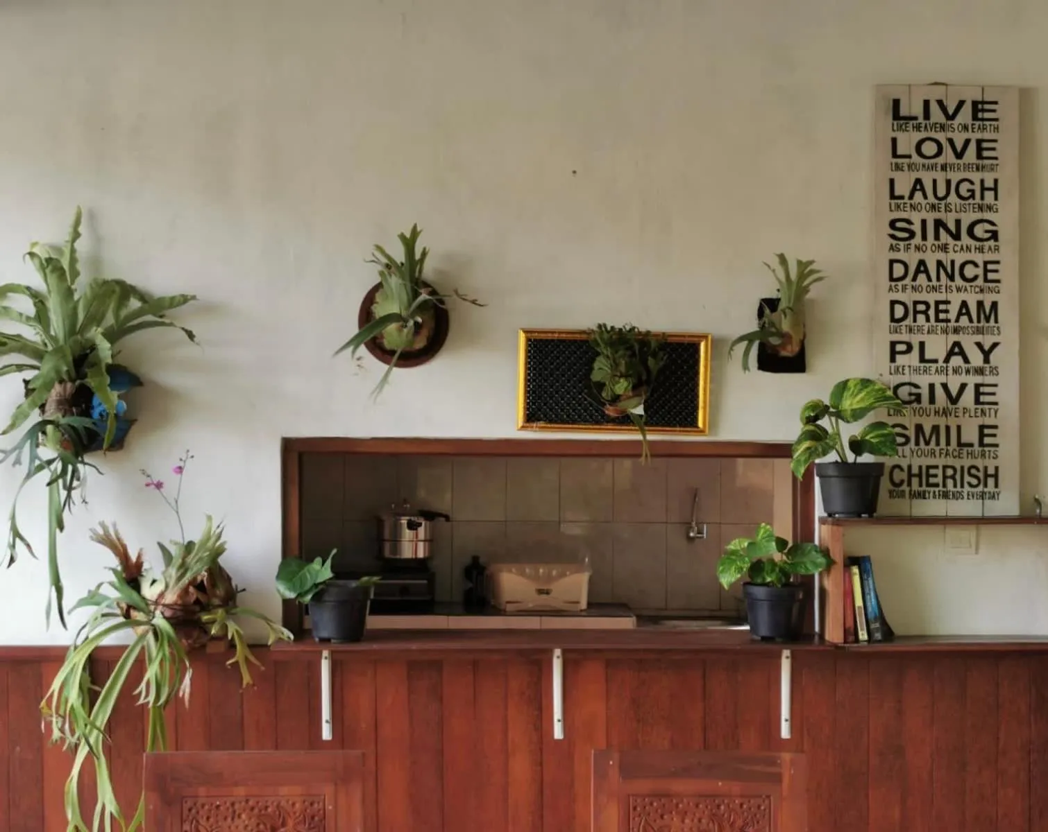 Coffee/tea facilities in Maharatu Villa Lembongan