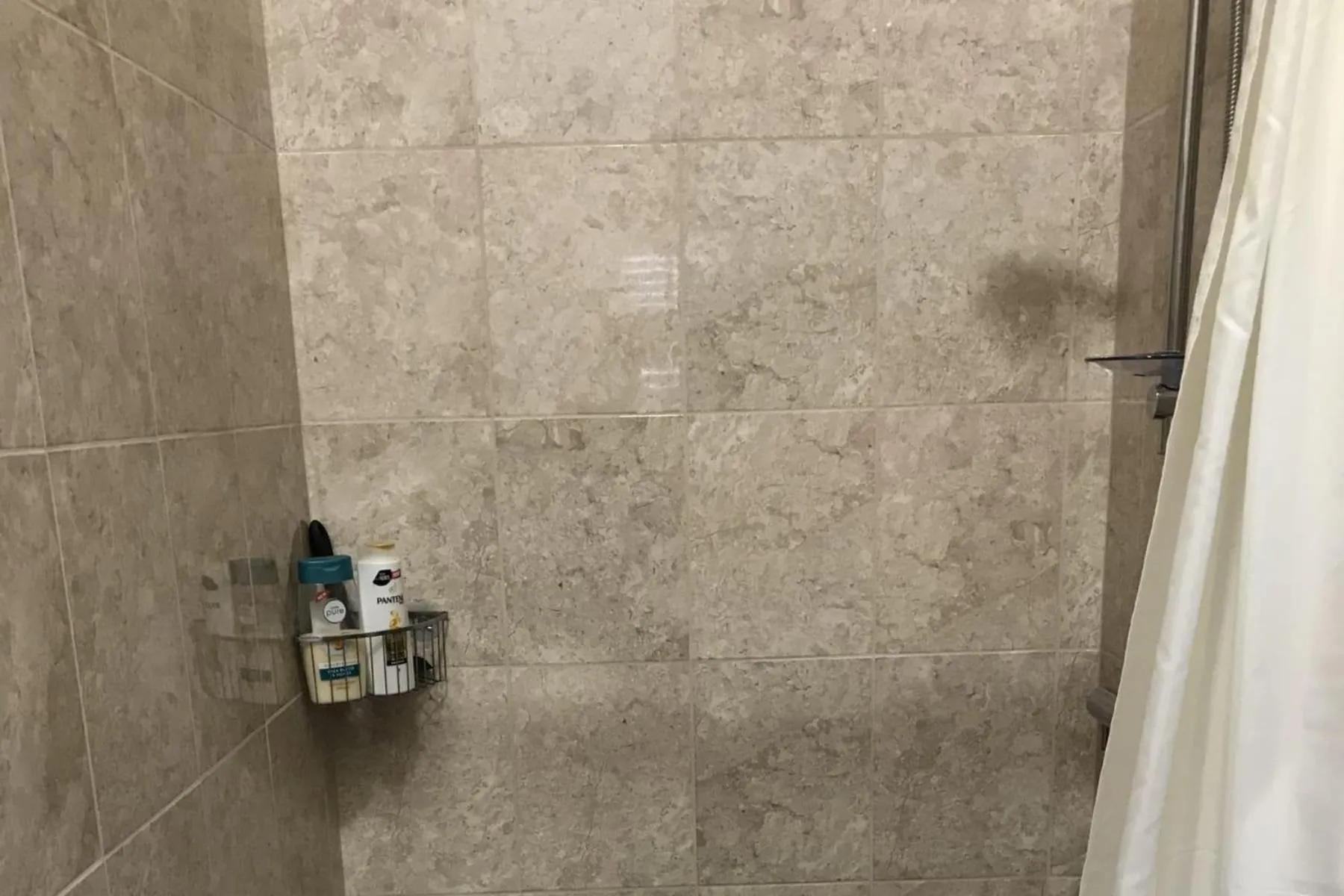 Nuneaton - Cottage - Sleeps 2 - Parking - Garden