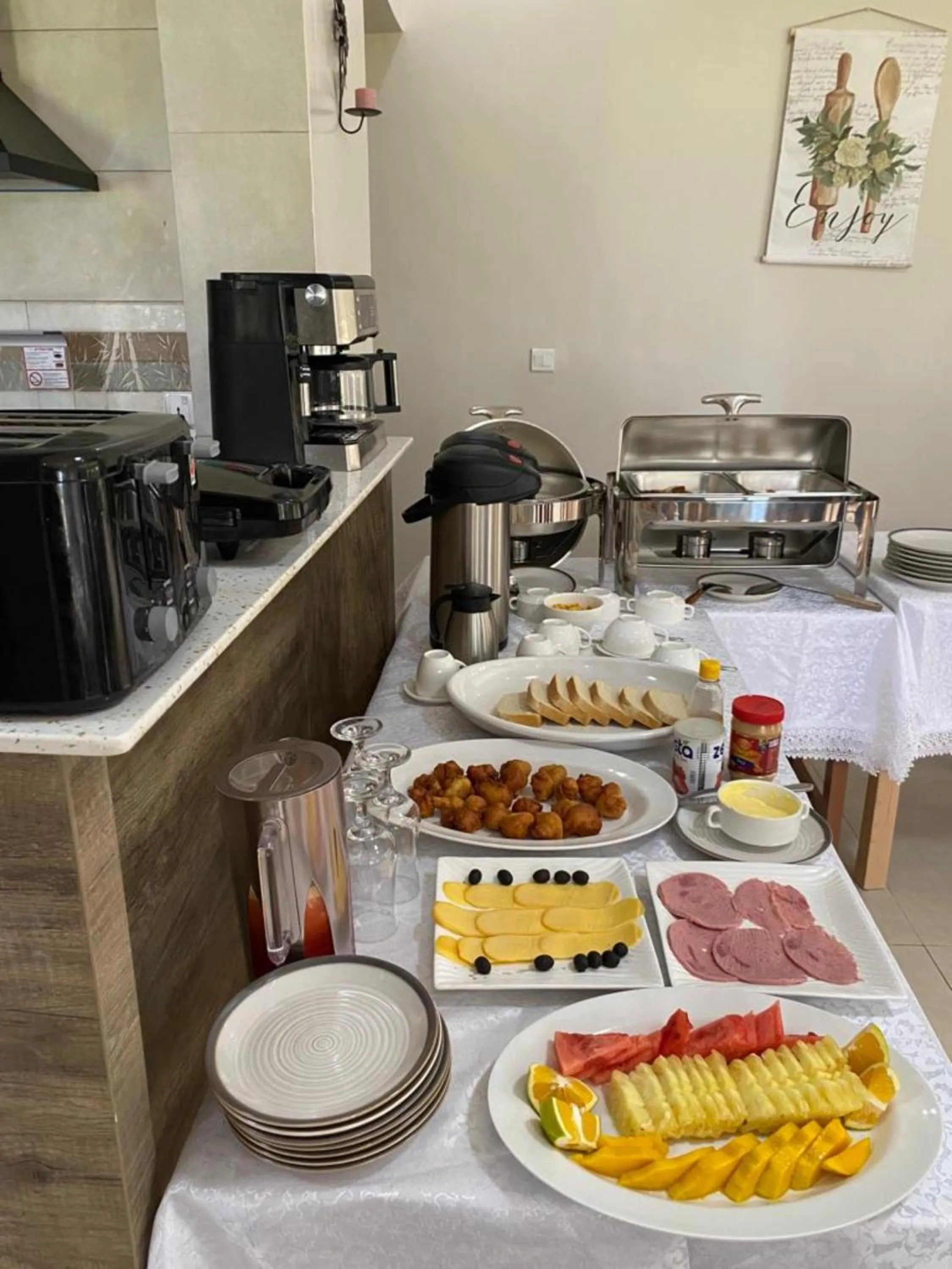 Restaurant/places to eat in Maravilla Kivu Eco Resort