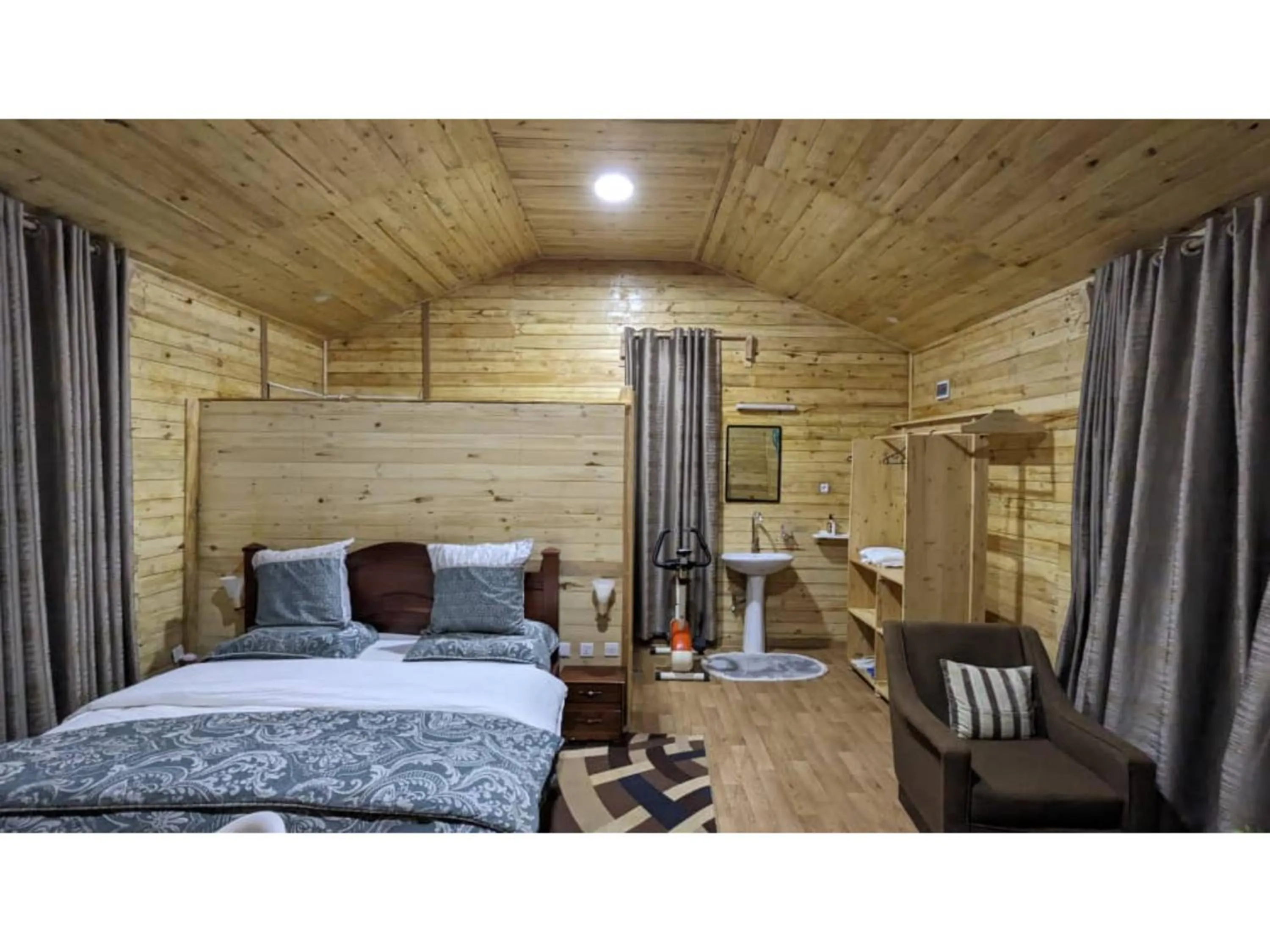 Photo of the whole room, Bed in Maravilla Kivu Eco Resort