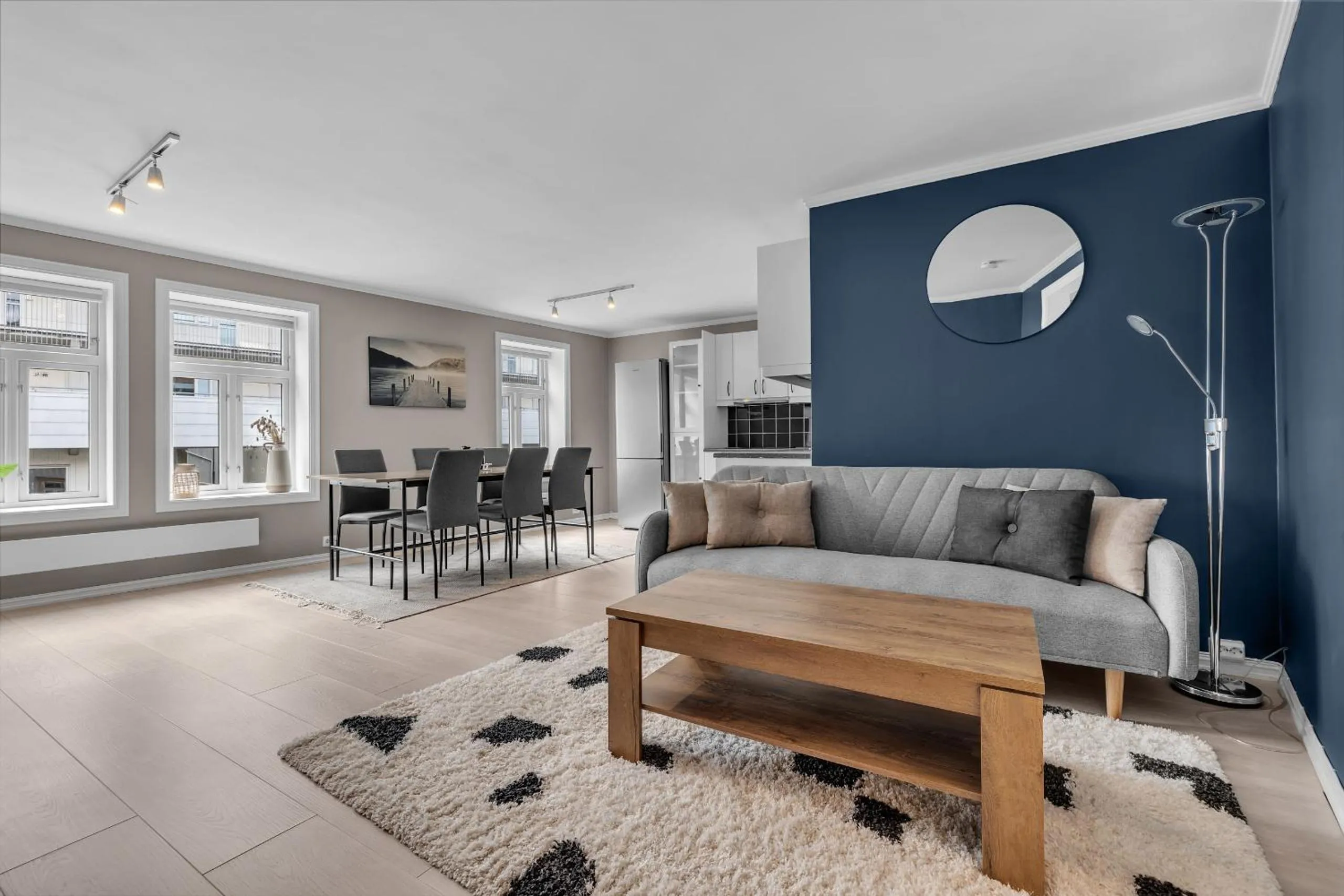 Northstay - The Urban Cityscape, Central & Modern, Sleeps 5