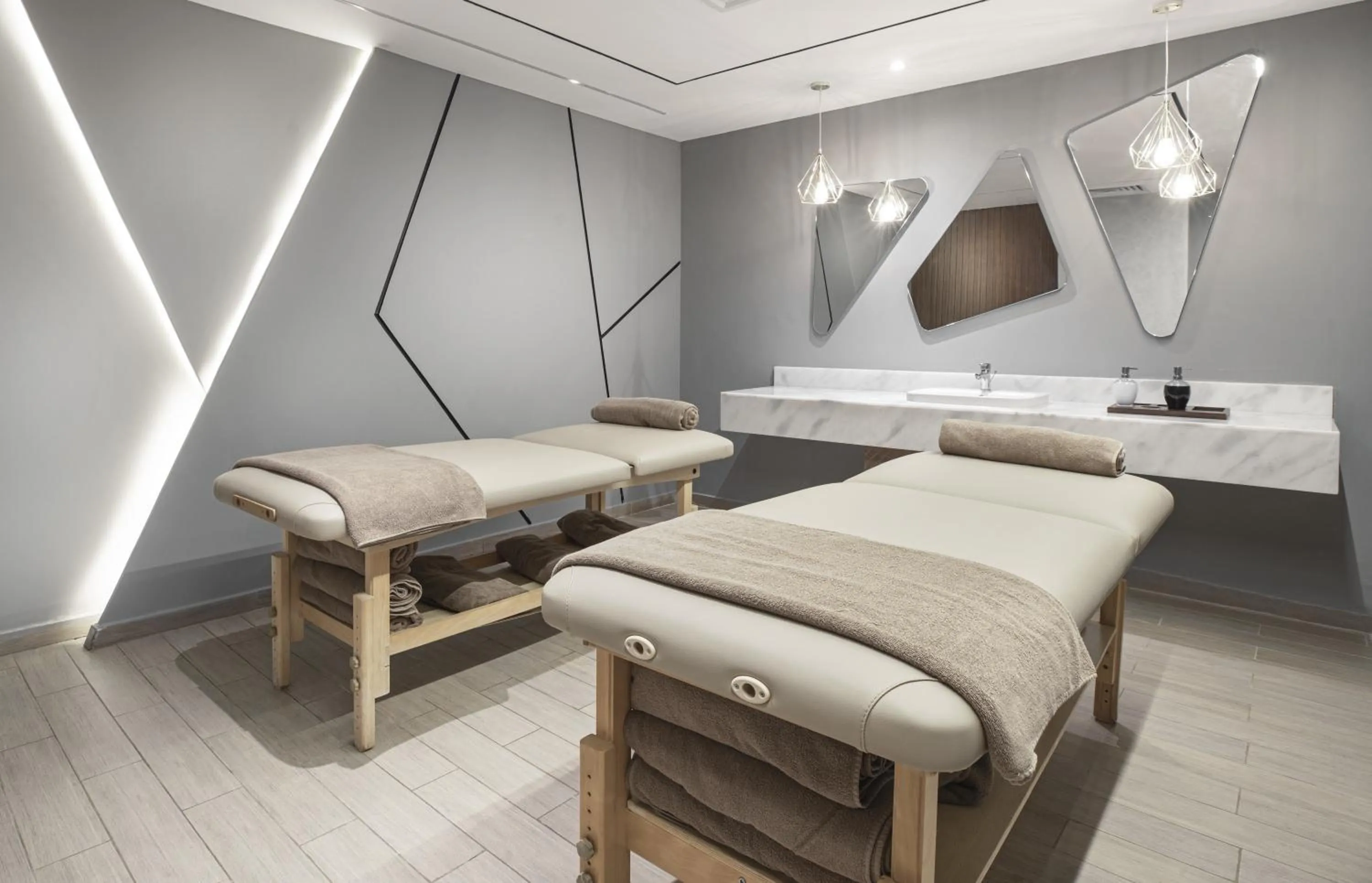 Massage in THE V Luxury Resort Sahl Hasheesh